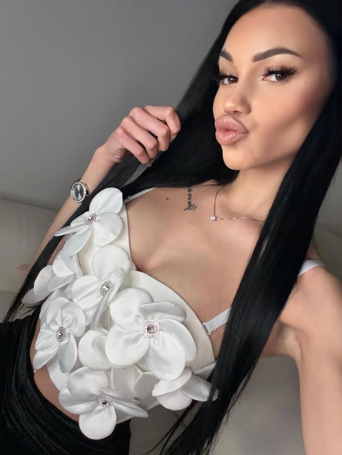 XXX Porn Photo of Nude ilariea_girl 12