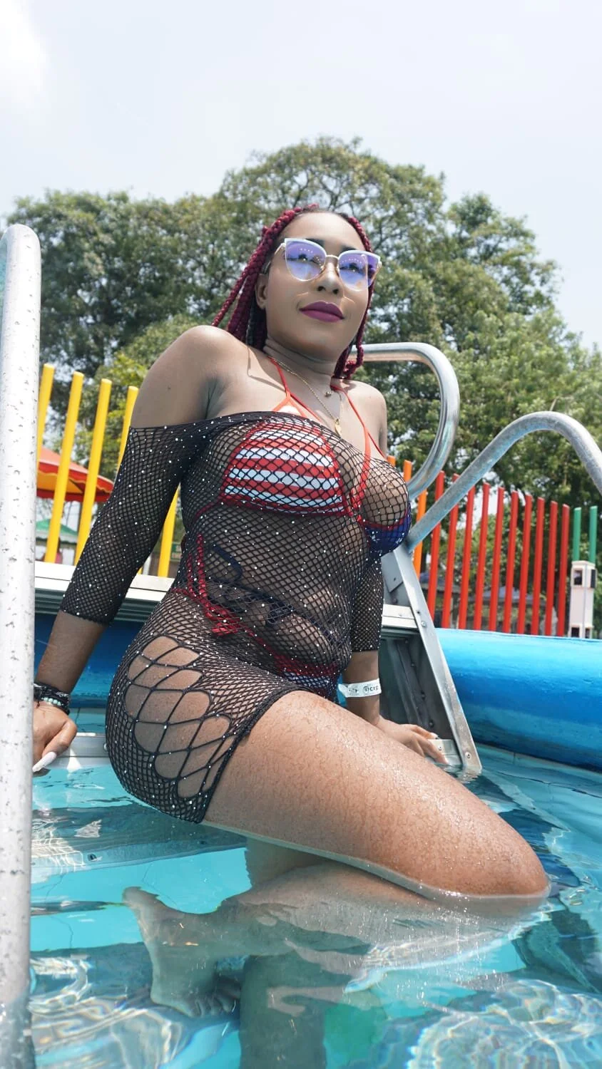 XXX Porn Photo of Nude sara_greyx 23