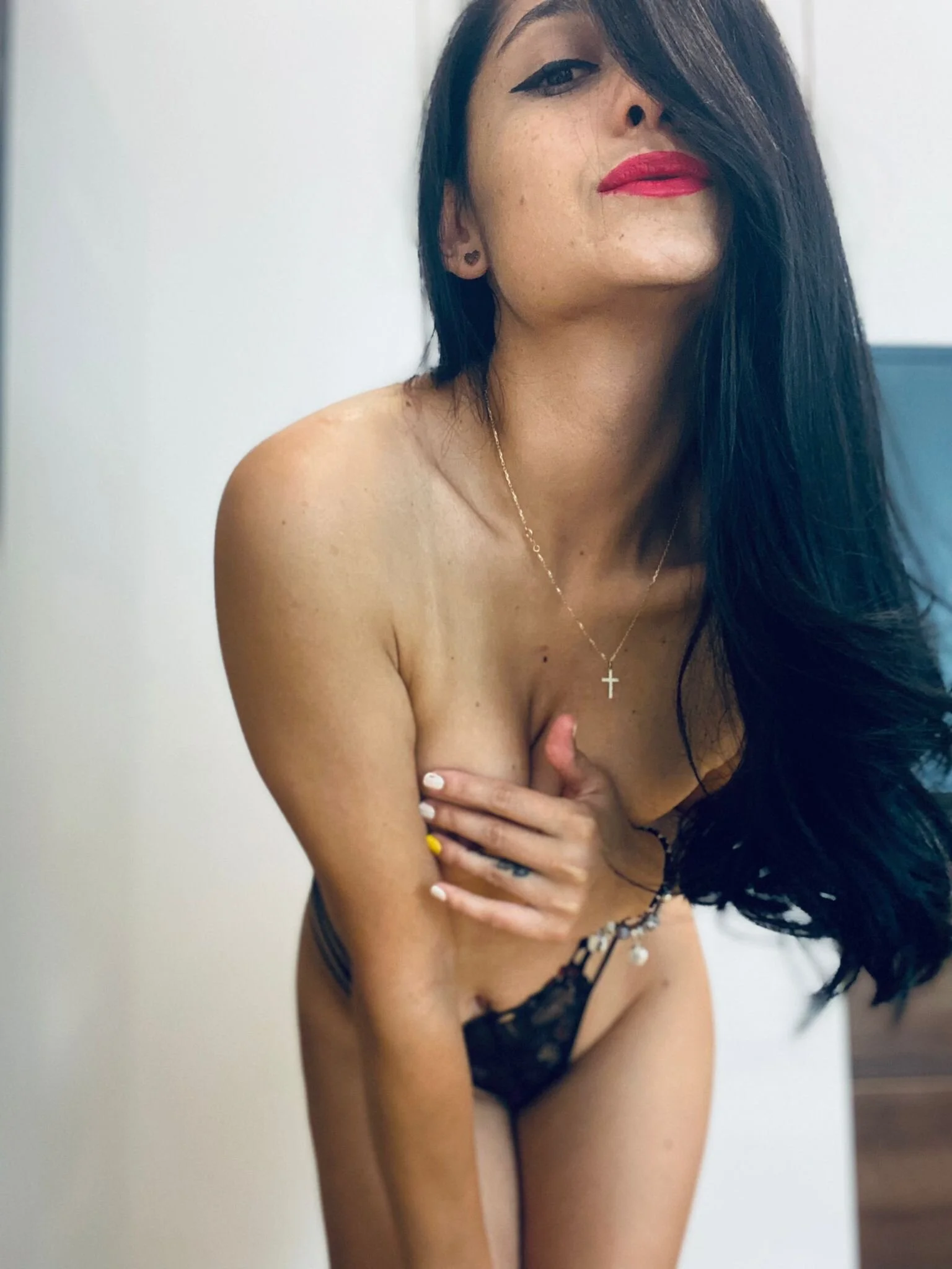 XXX Porn Photo of Nude Alle_xxxs 9