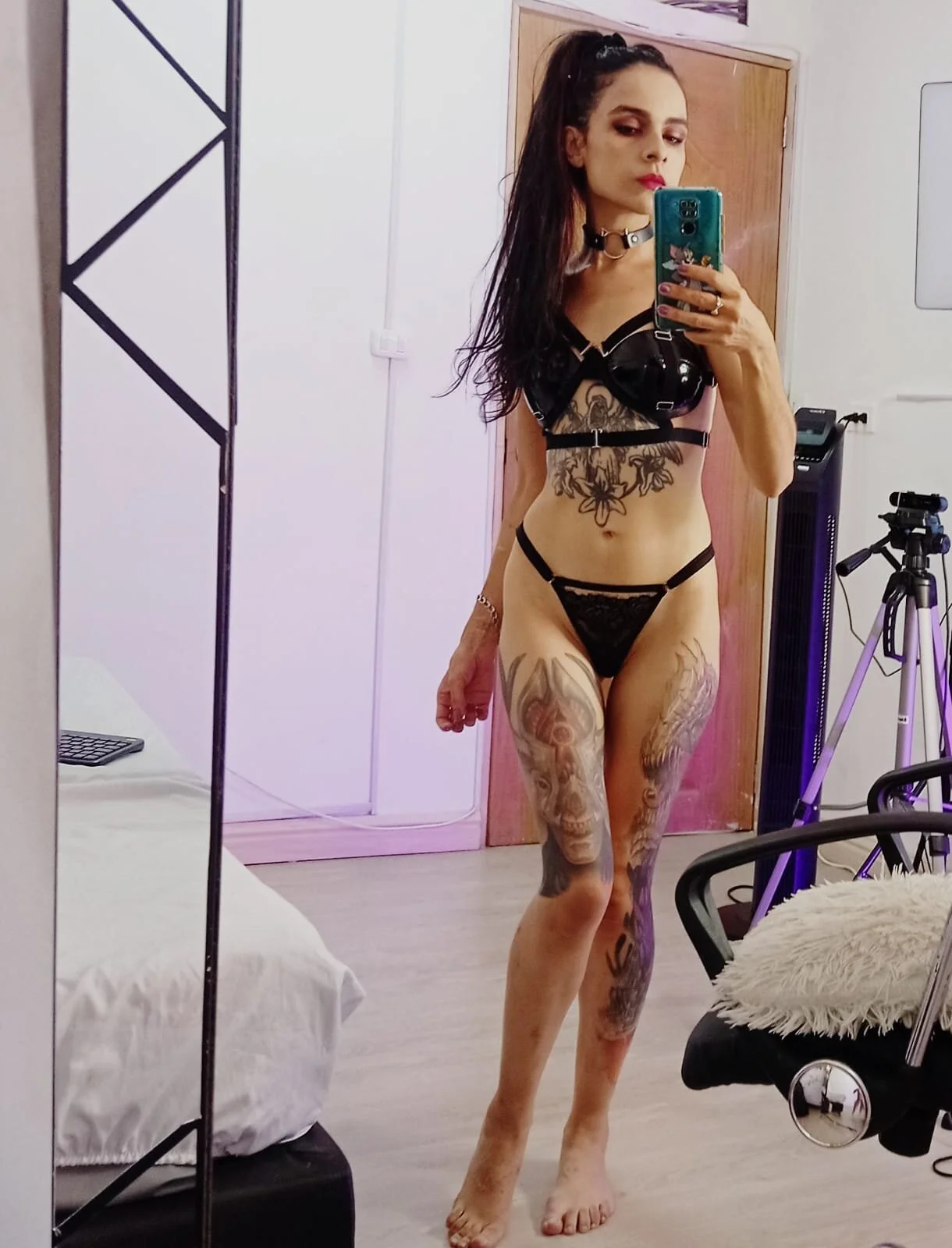 XXX Porn Photo of Nude Alice_noir 9