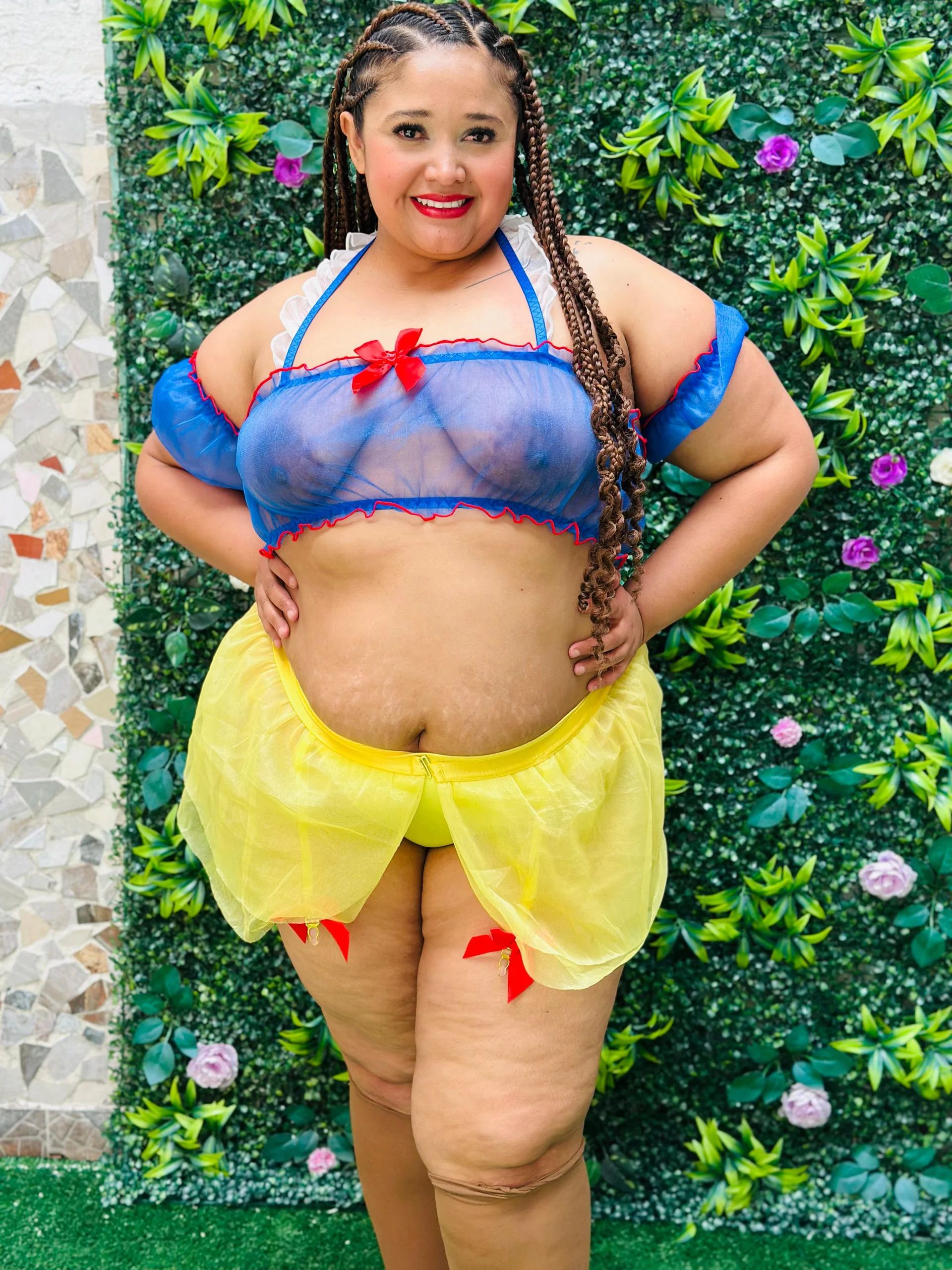 XXX Porn Photo of Nude BustyyJuicy_Rs 82