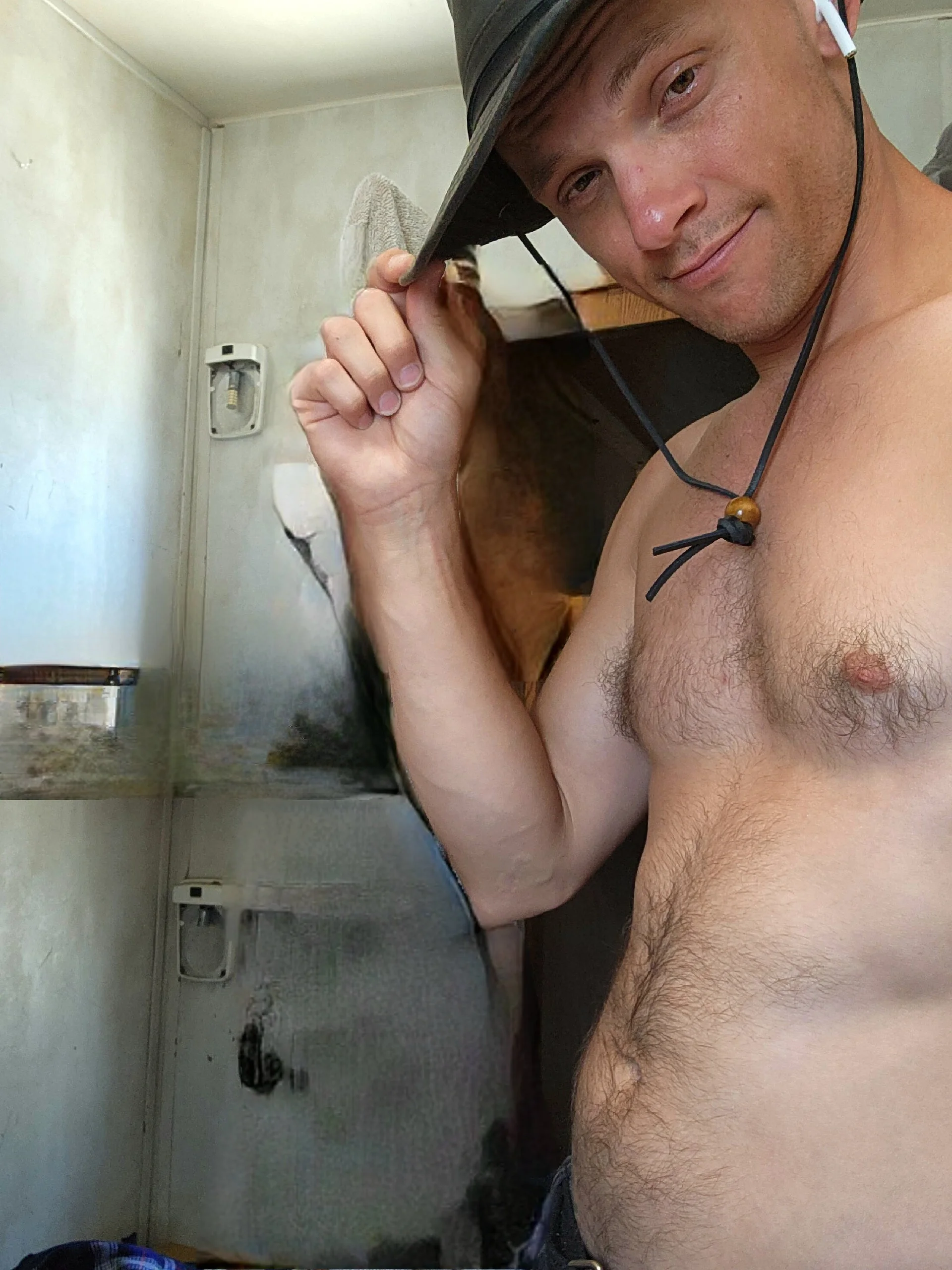XXX Porn Photo of Nude scrachnsniff 3
