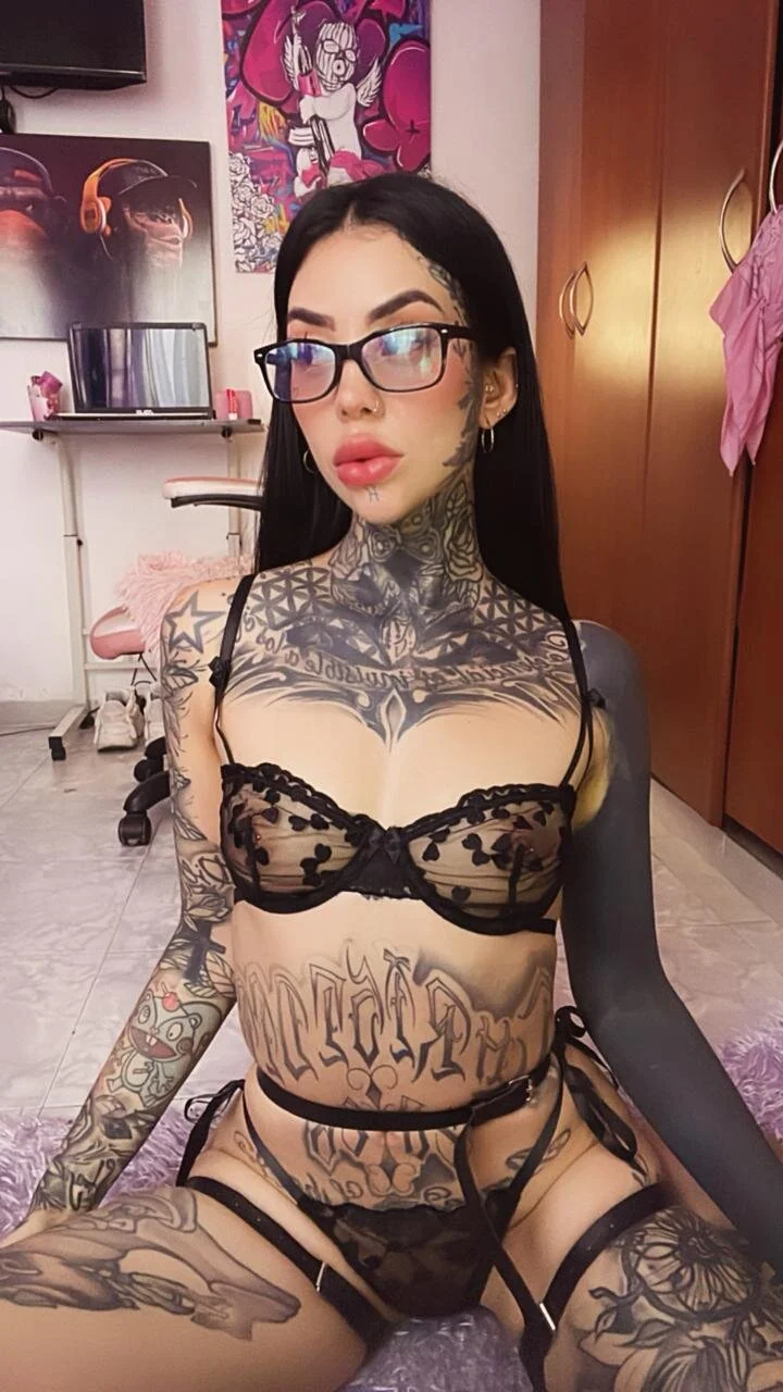 XXX Porn Photo of Nude Valerykat_ 16