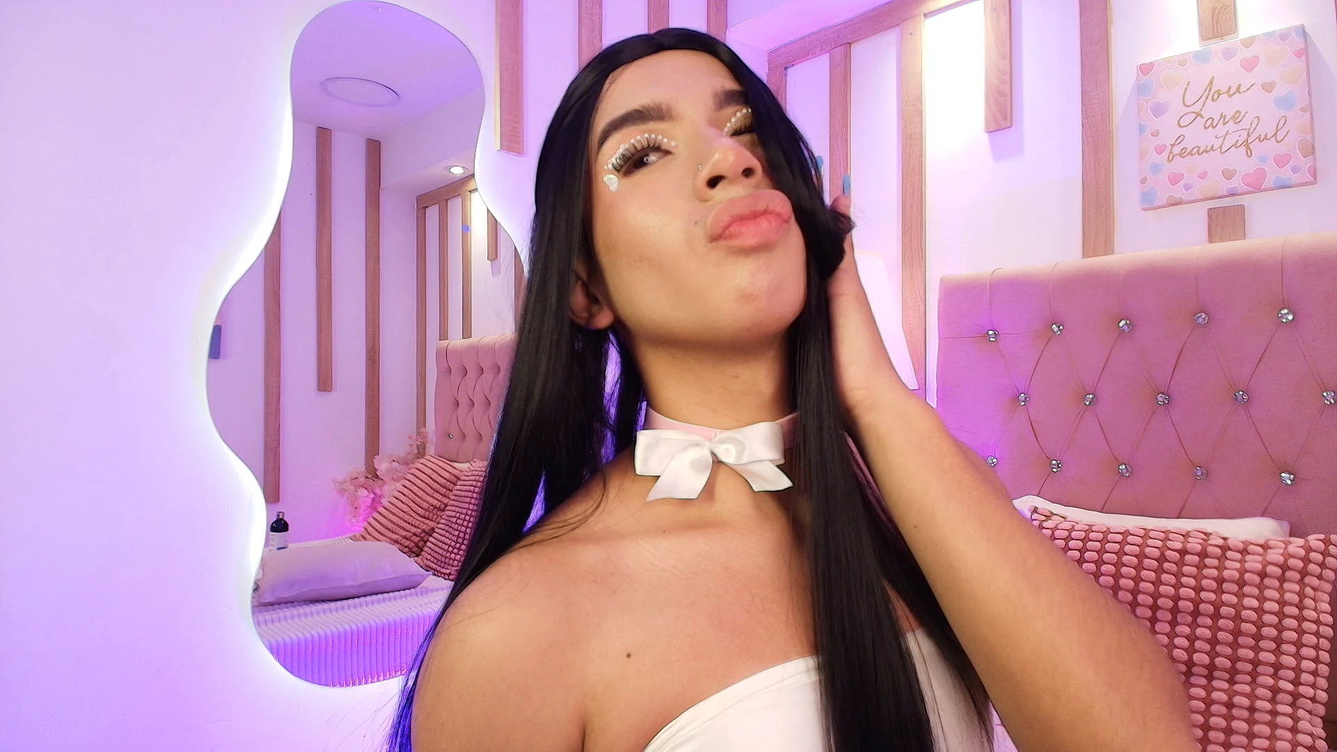 XXX Porn Photo of Nude Khloe_Dangel 4