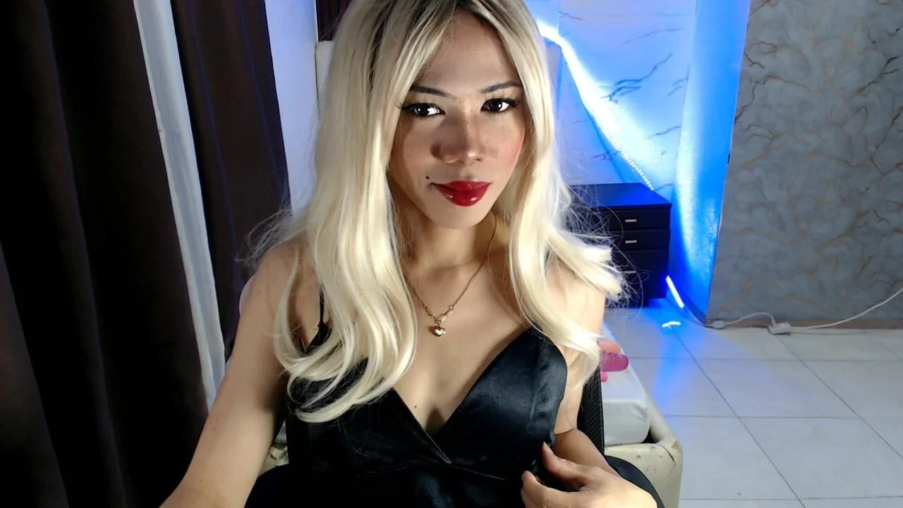 XXX Porn Photo of Nude slutty_mich 15