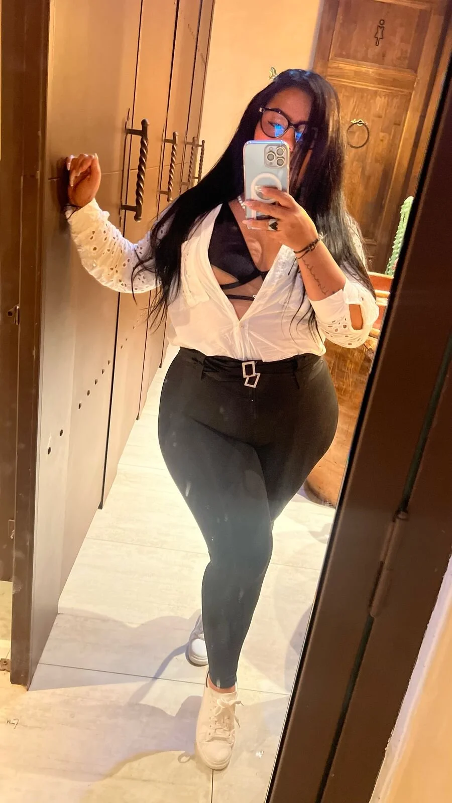 XXX Porn Photo of Nude kiana_cream 537