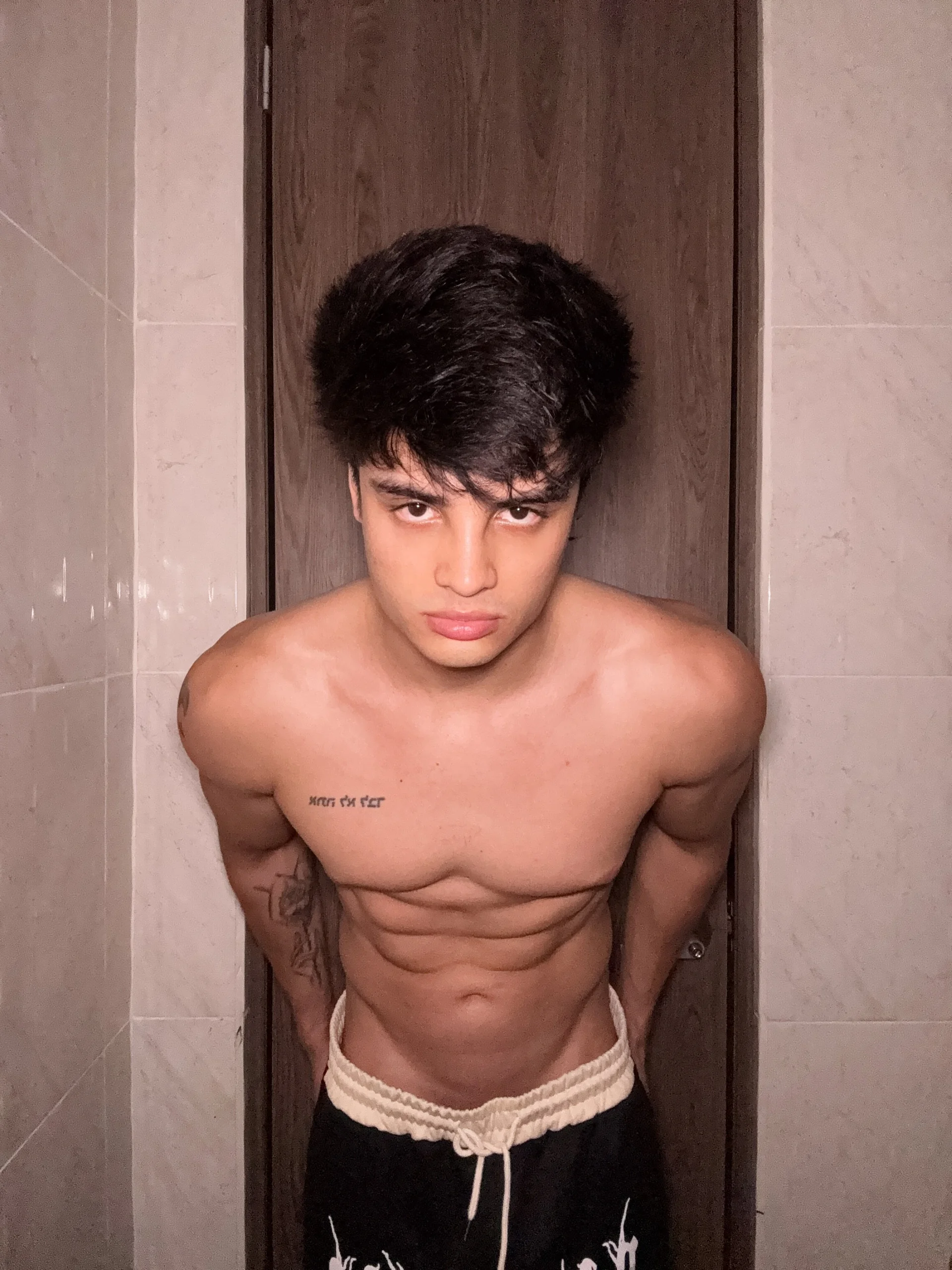 XXX Porn Photo of Nude elpapi_21xl 1