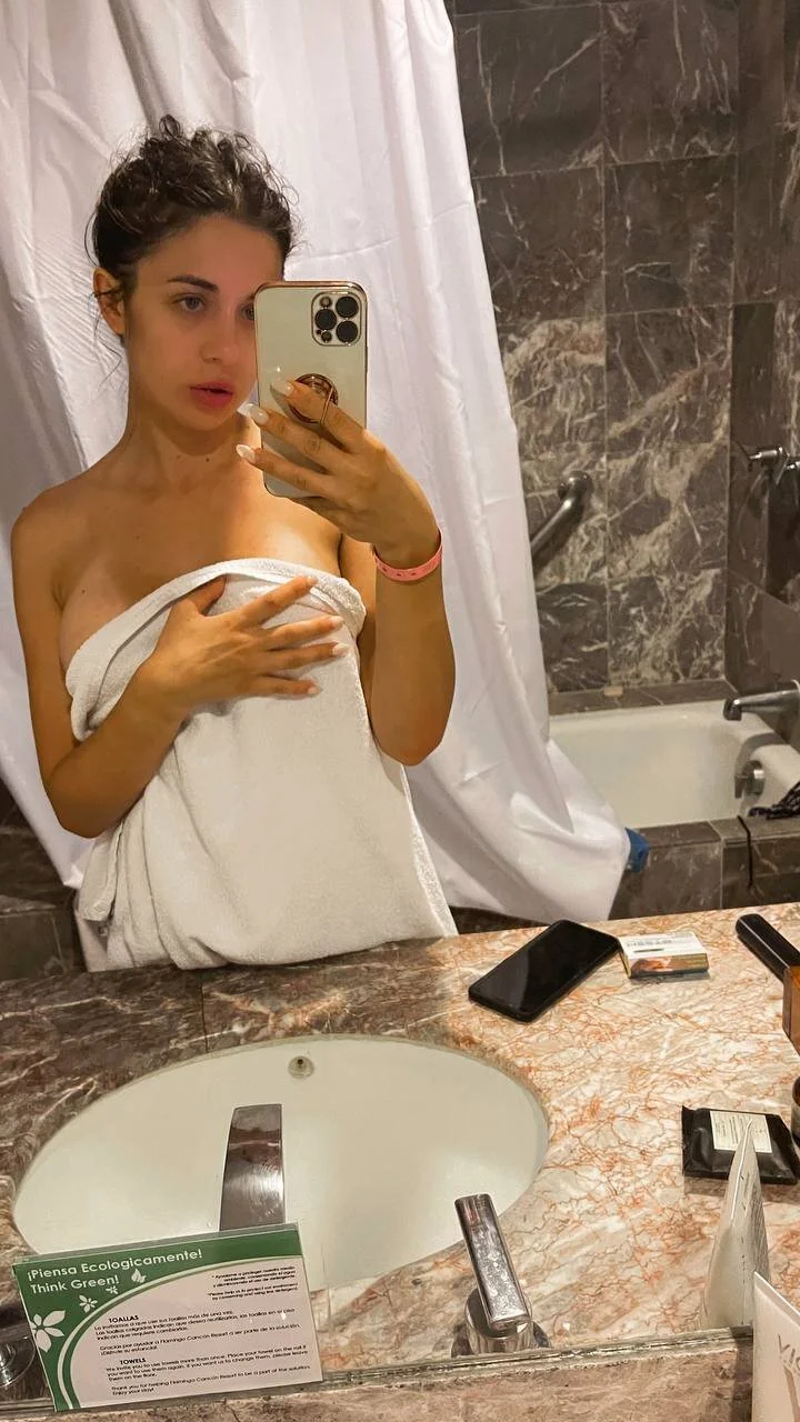 XXX Porn Photo of Nude PartyQqHouse 51