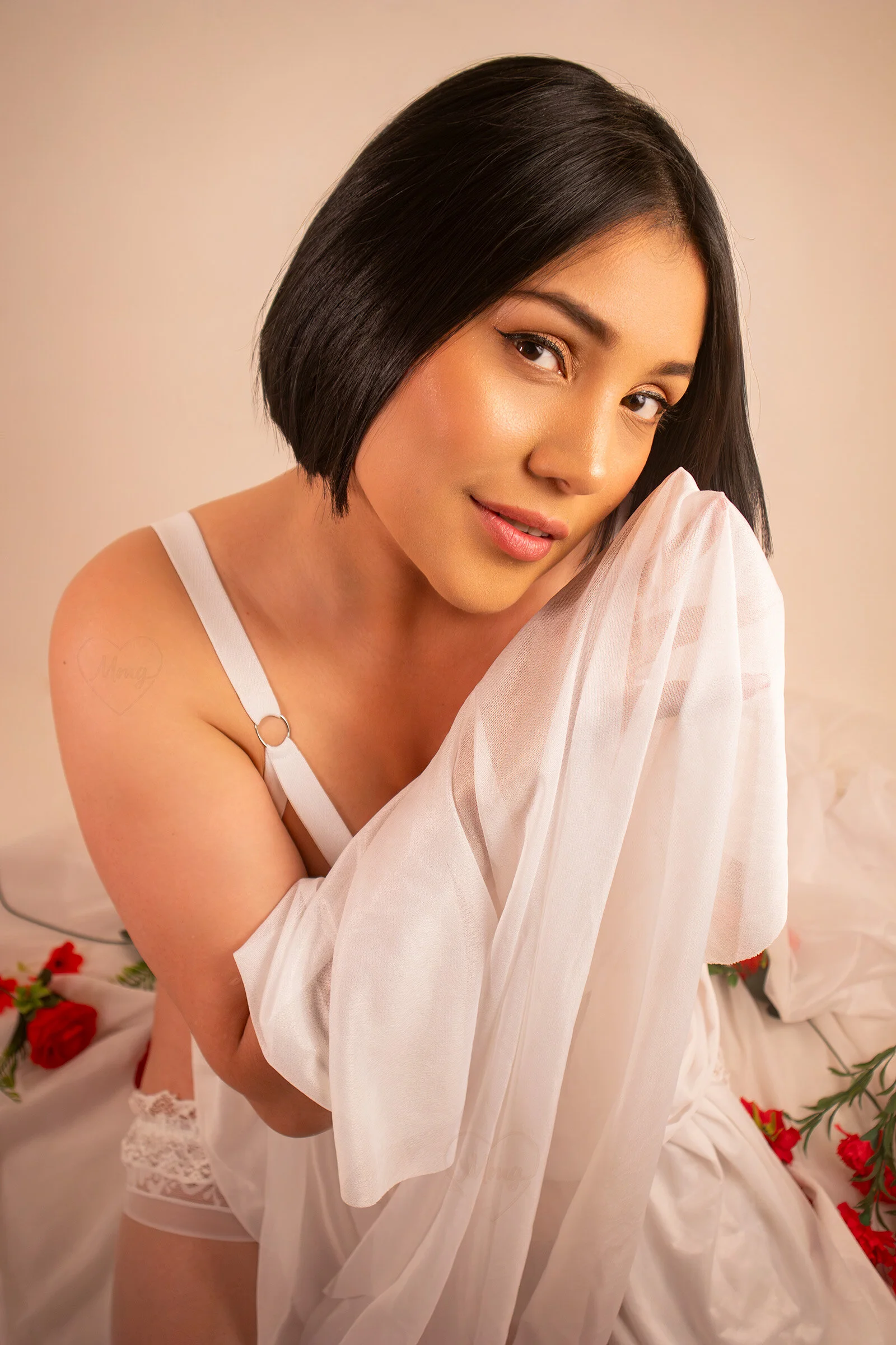 XXX Porn Photo of Nude caroline__muller 8