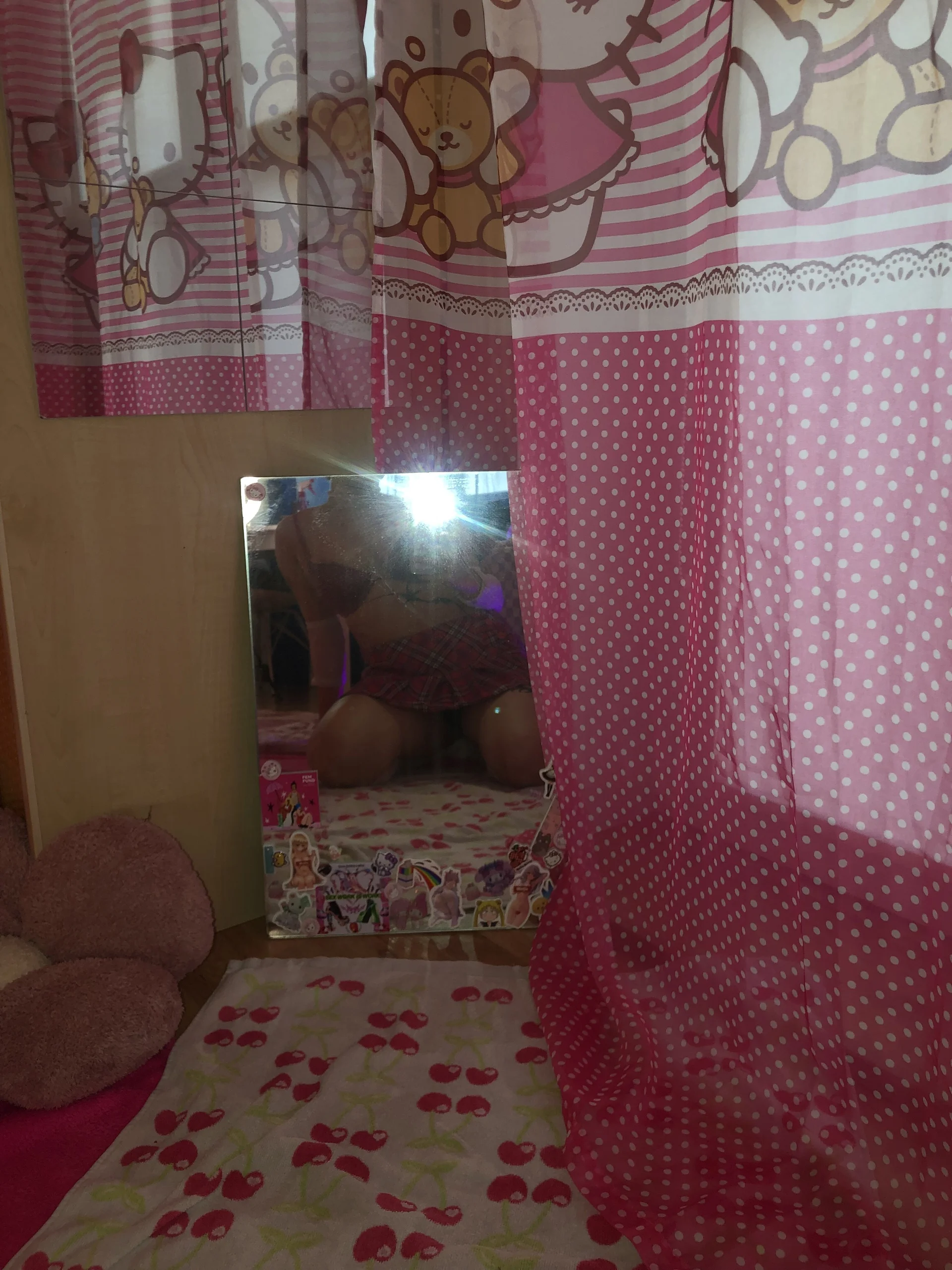 XXX Porn Photo of Nude MystiqueRoxy 8