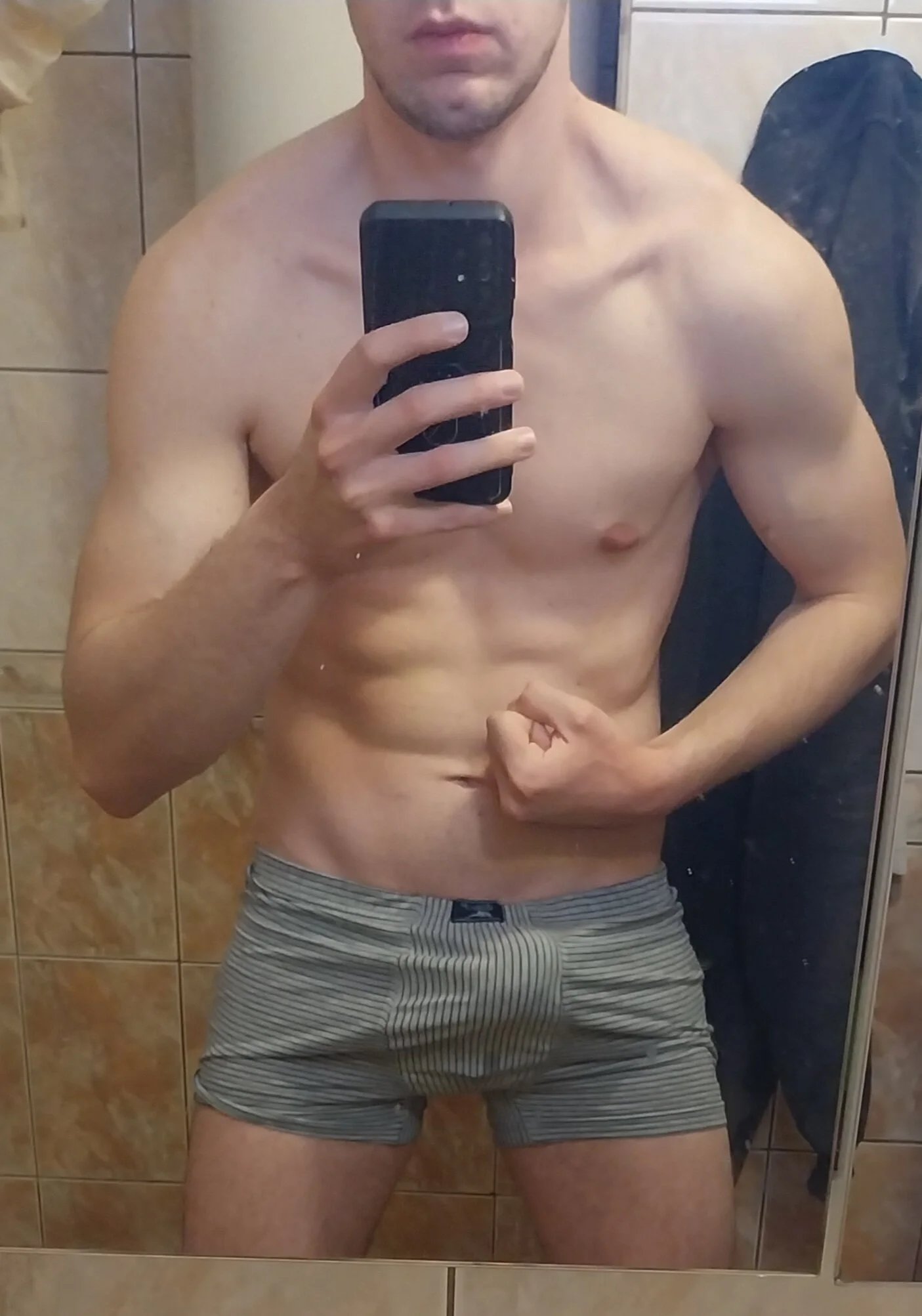 XXX Porn Photo of Nude Good_boy000 3