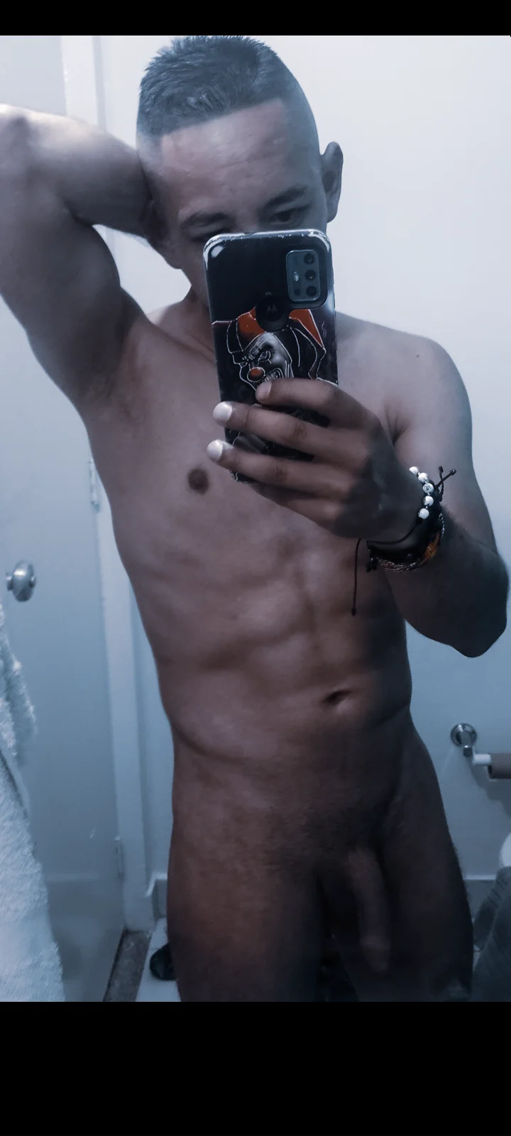 XXX Porn Photo of Nude miguelo92 23