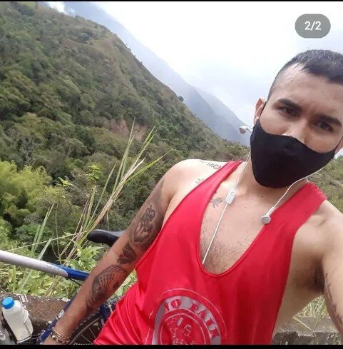 XXX Porn Photo of Nude andres_dirtylover 10