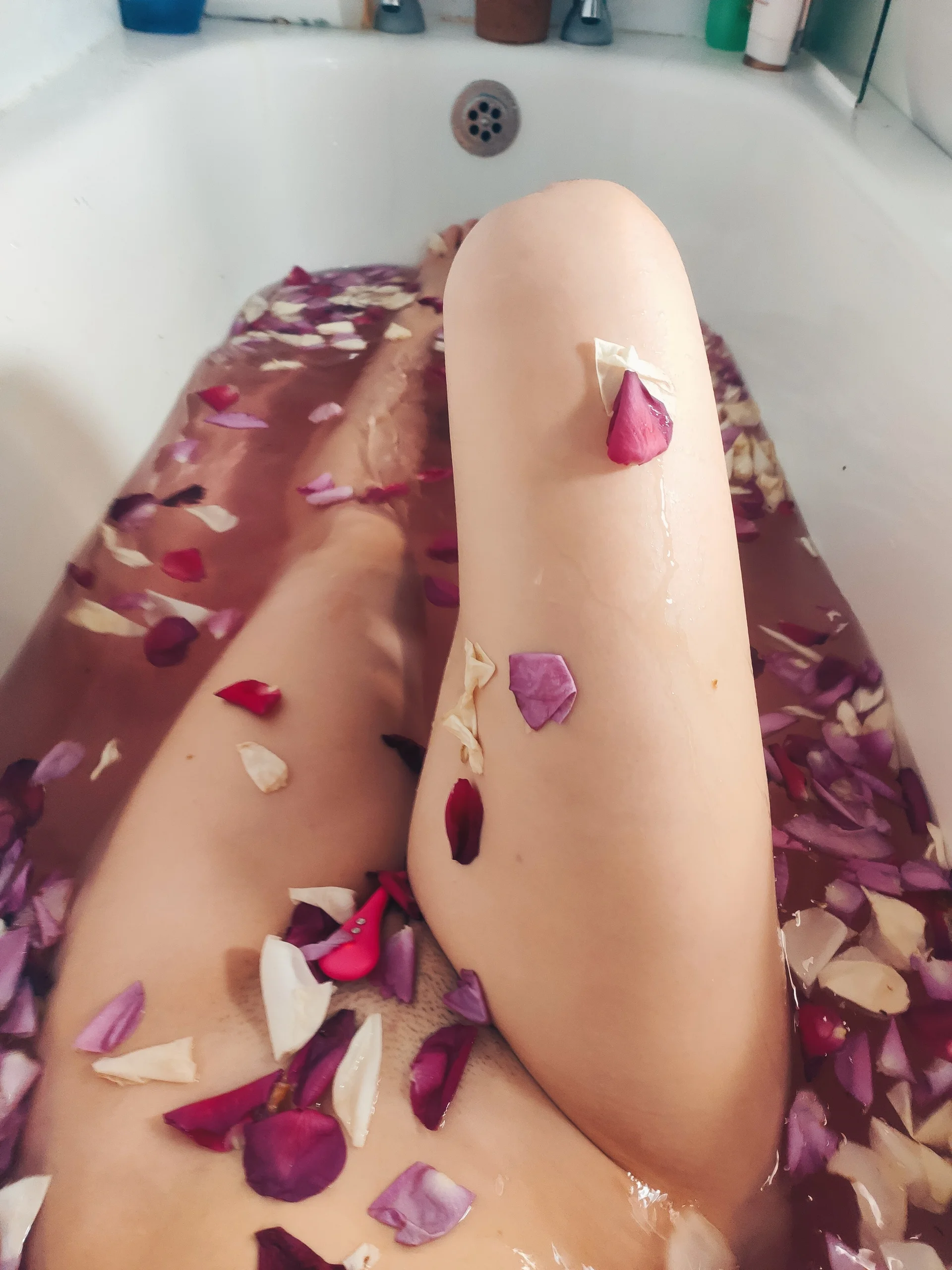 XXX Porn Photo of Nude Milky_flexy_cat 2