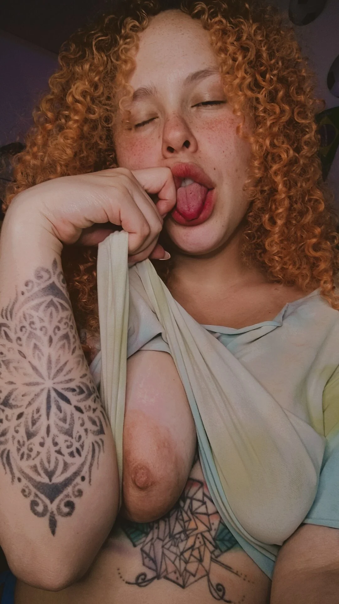 XXX Porn Photo of Nude Alaska_colors7 103