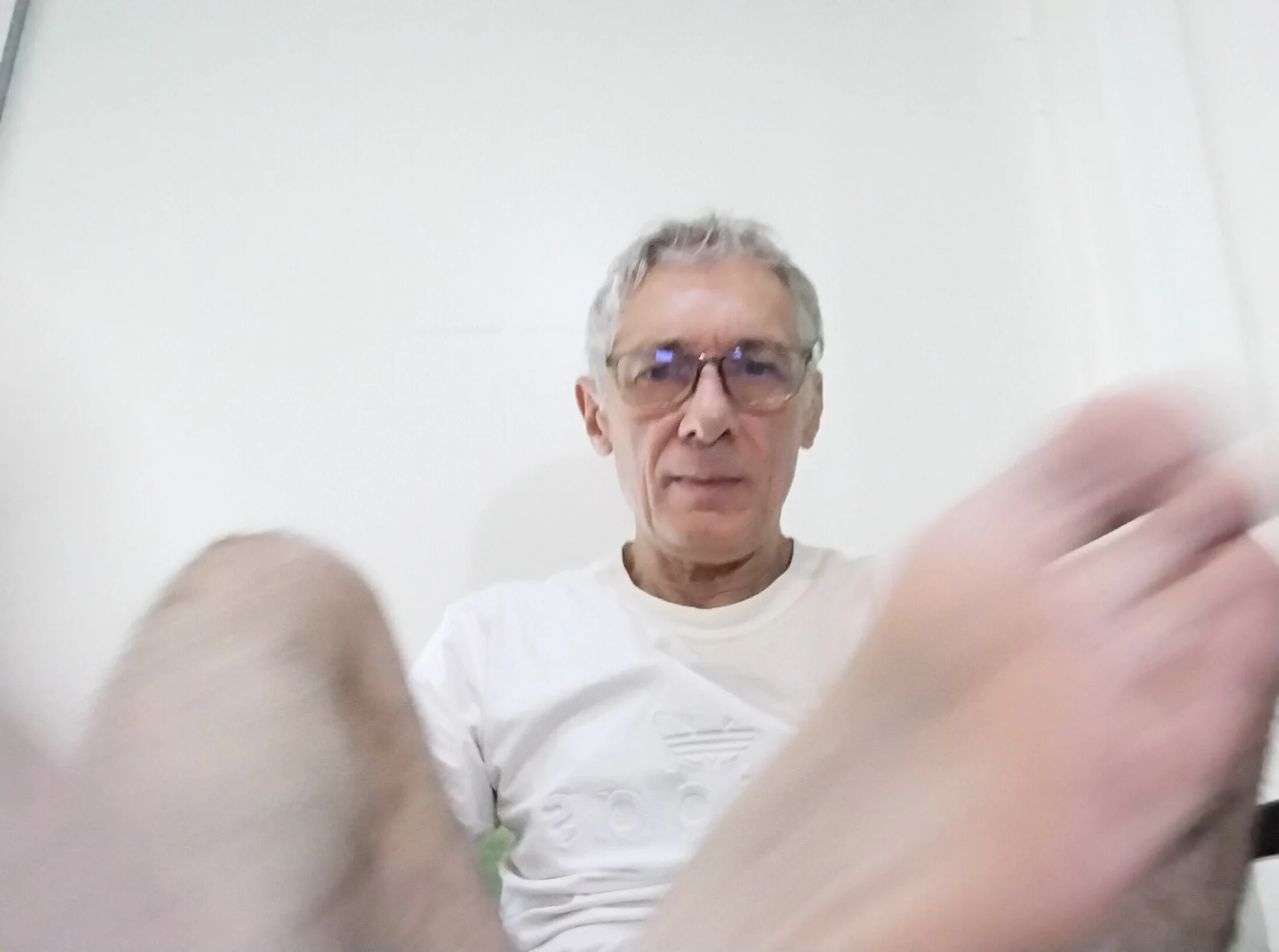 XXX Porn Photo of Nude BIGUNCUTHARDCOCK 54