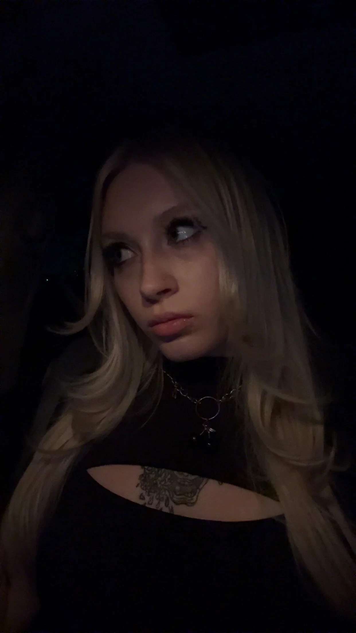 XXX Porn Photo of Nude Lucysinclairr 24