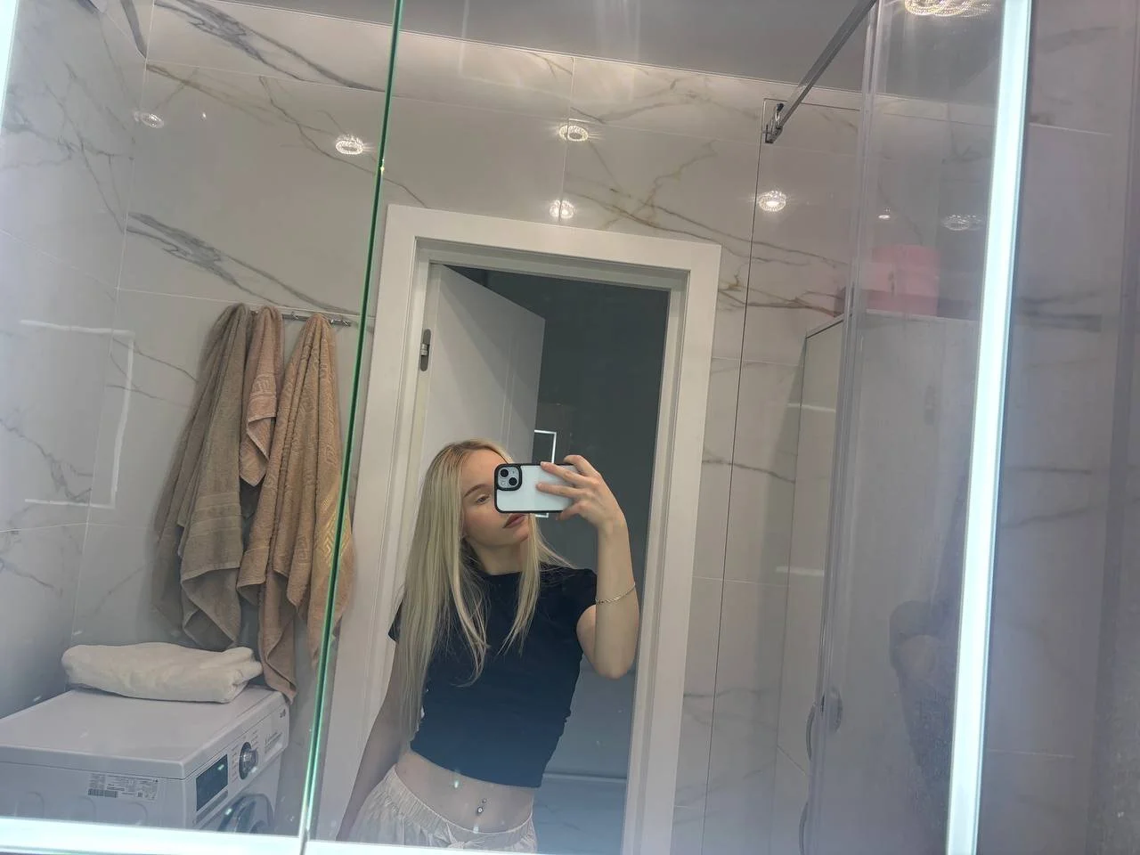 XXX Porn Photo of Nude MadieTrajillo 2