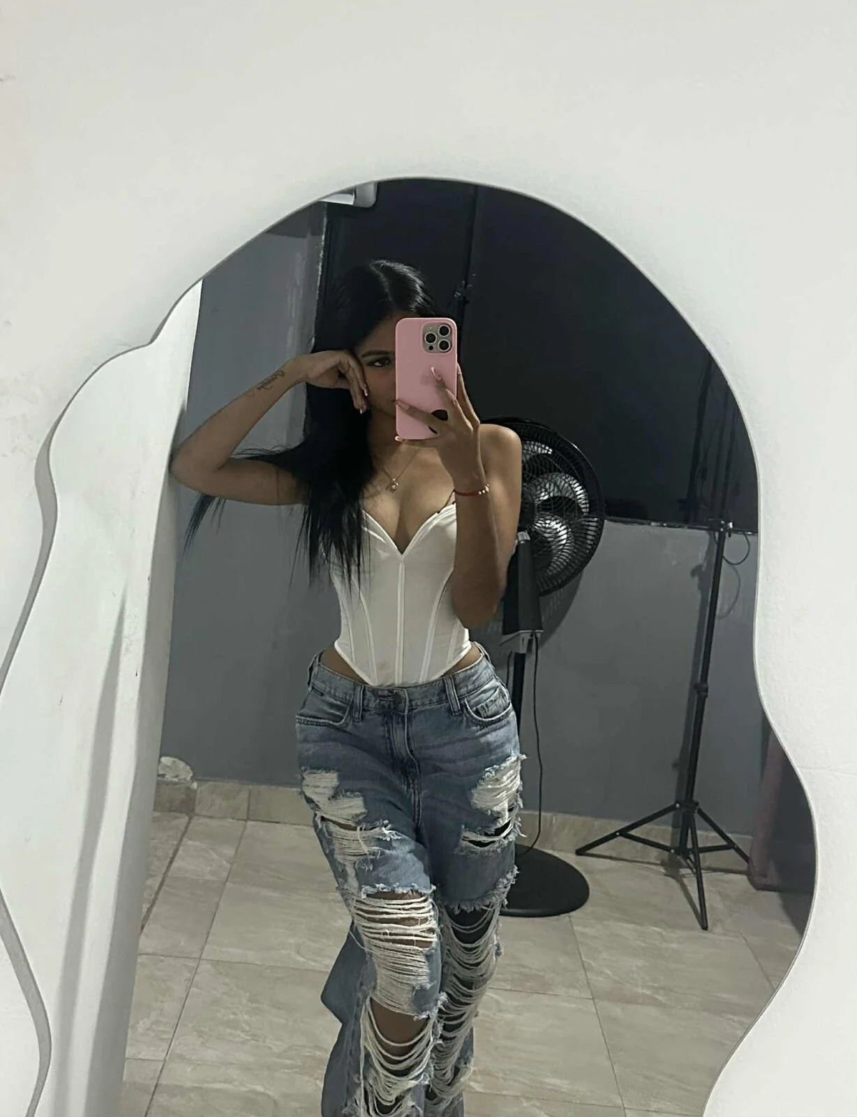 XXX Porn Photo of Nude Reinita19 8