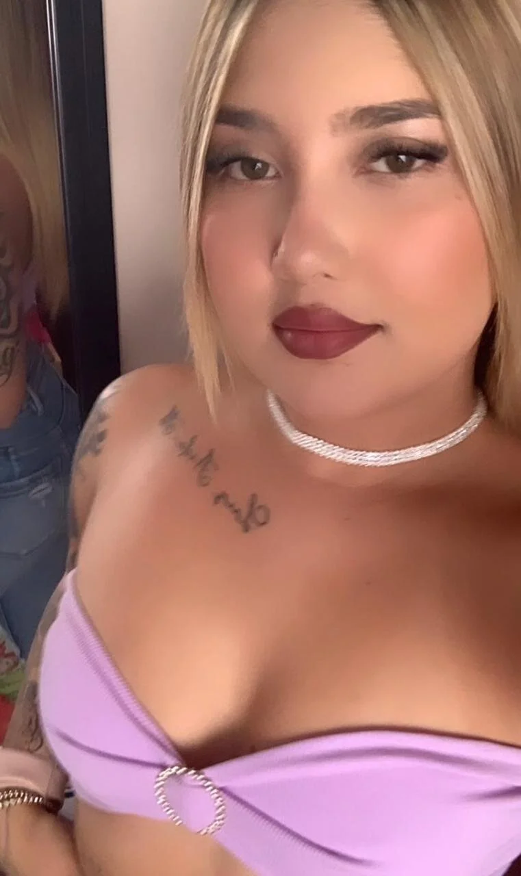 XXX Porn Photo of Nude Lyon_and_Kitana1 2