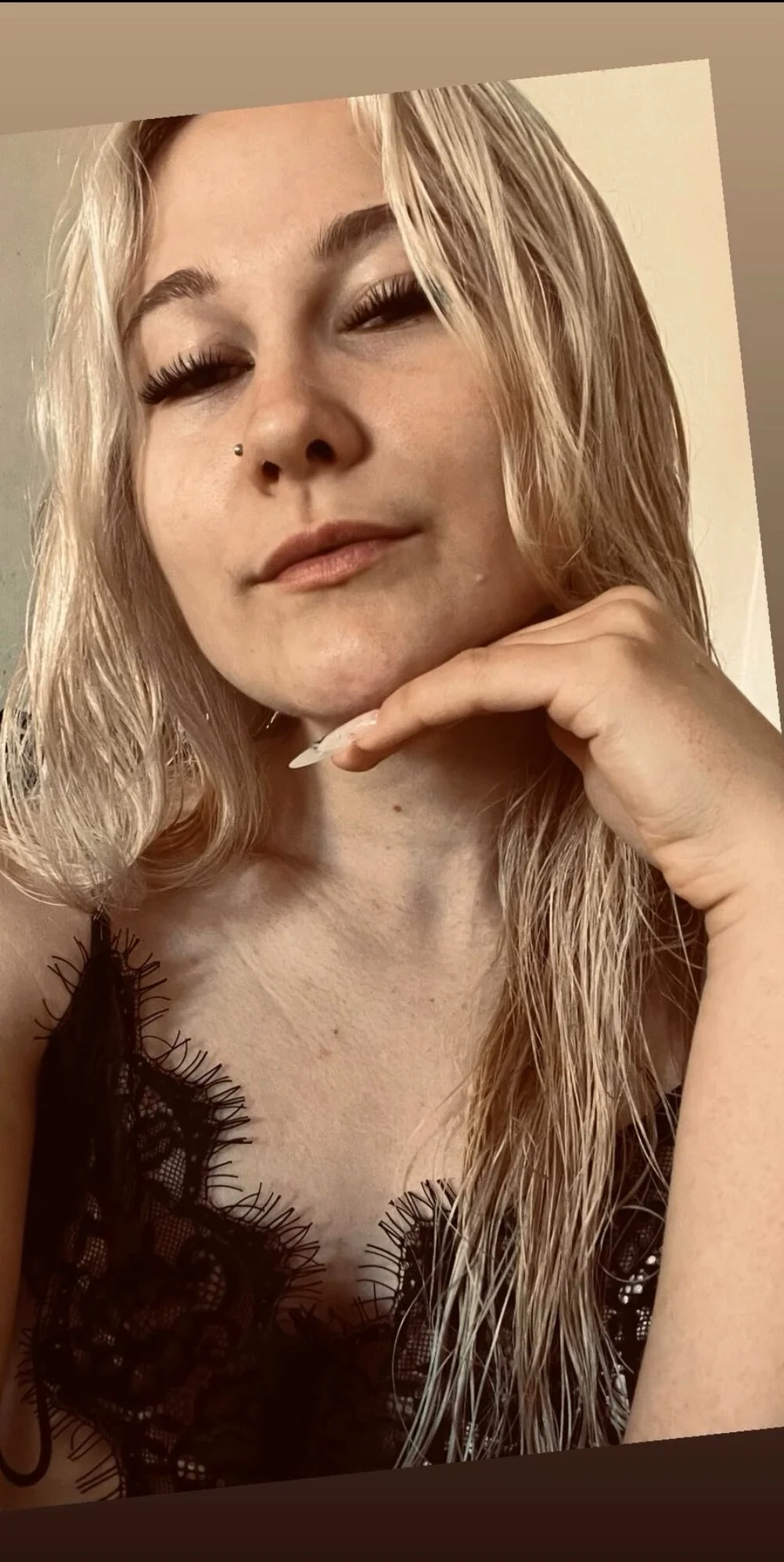 XXX Porn Photo of Nude glossy_babe_ 7