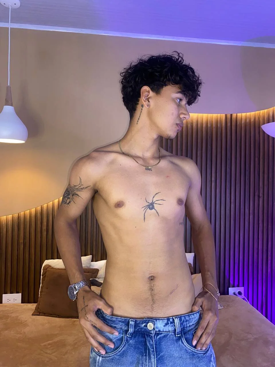 XXX Porn Photo of Nude Dominic_ghost 4