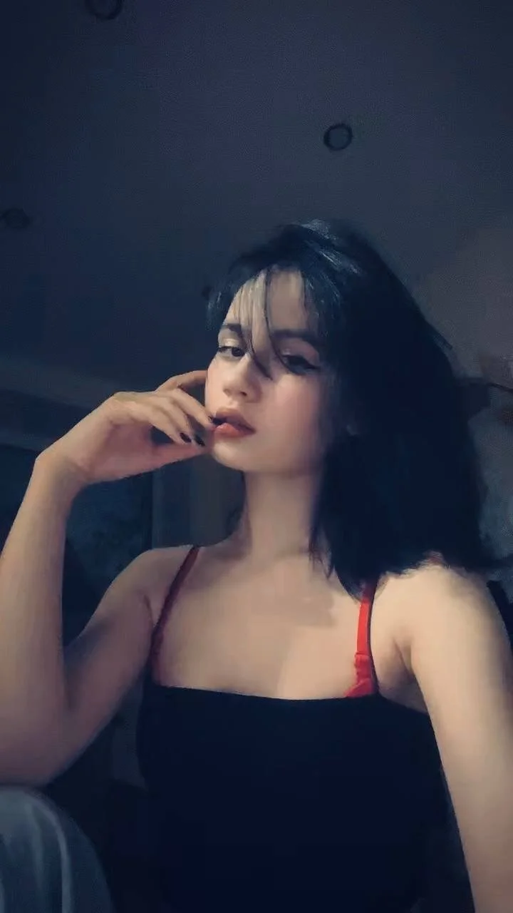 XXX Porn Photo of Nude BeatrisRosel 3
