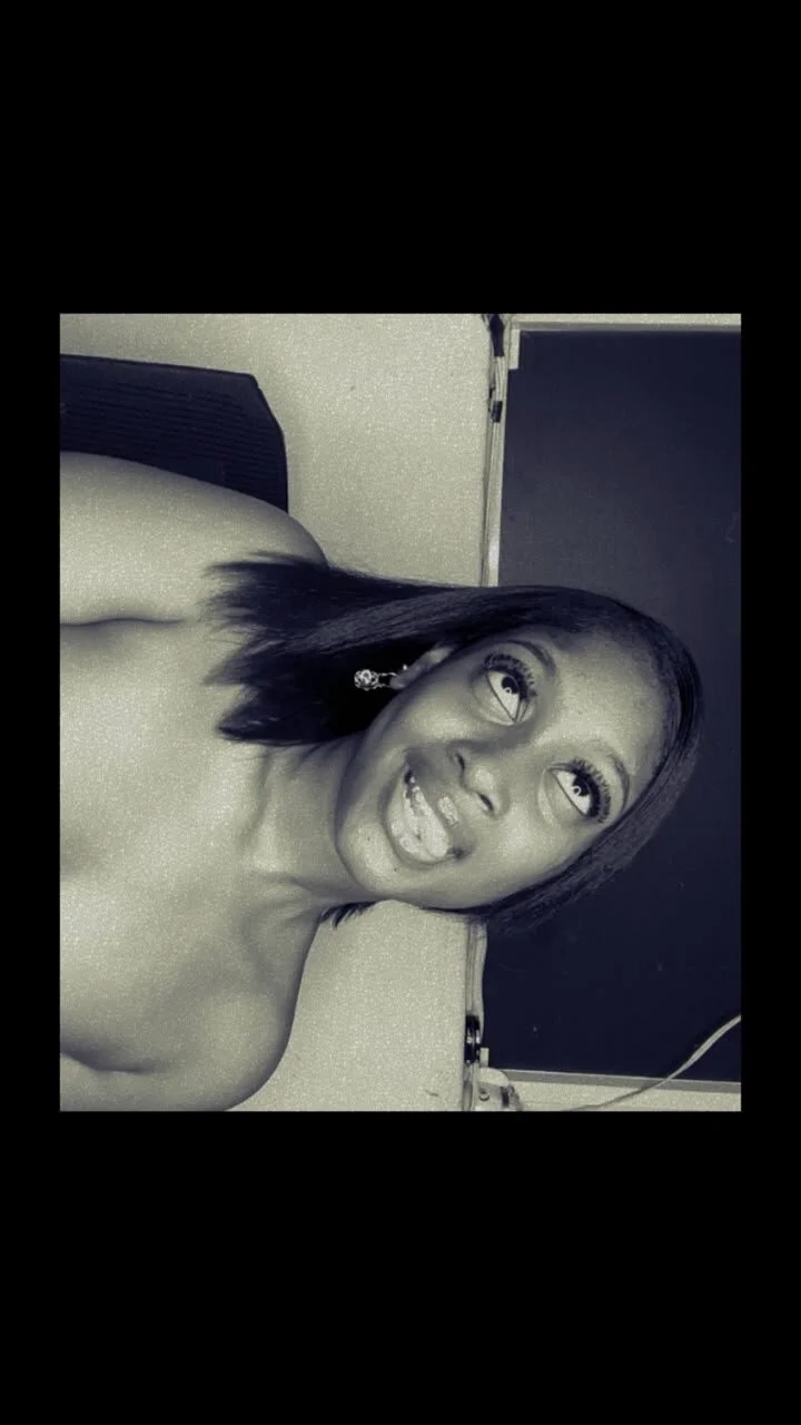 XXX Porn Photo of Nude Zoe-g 12
