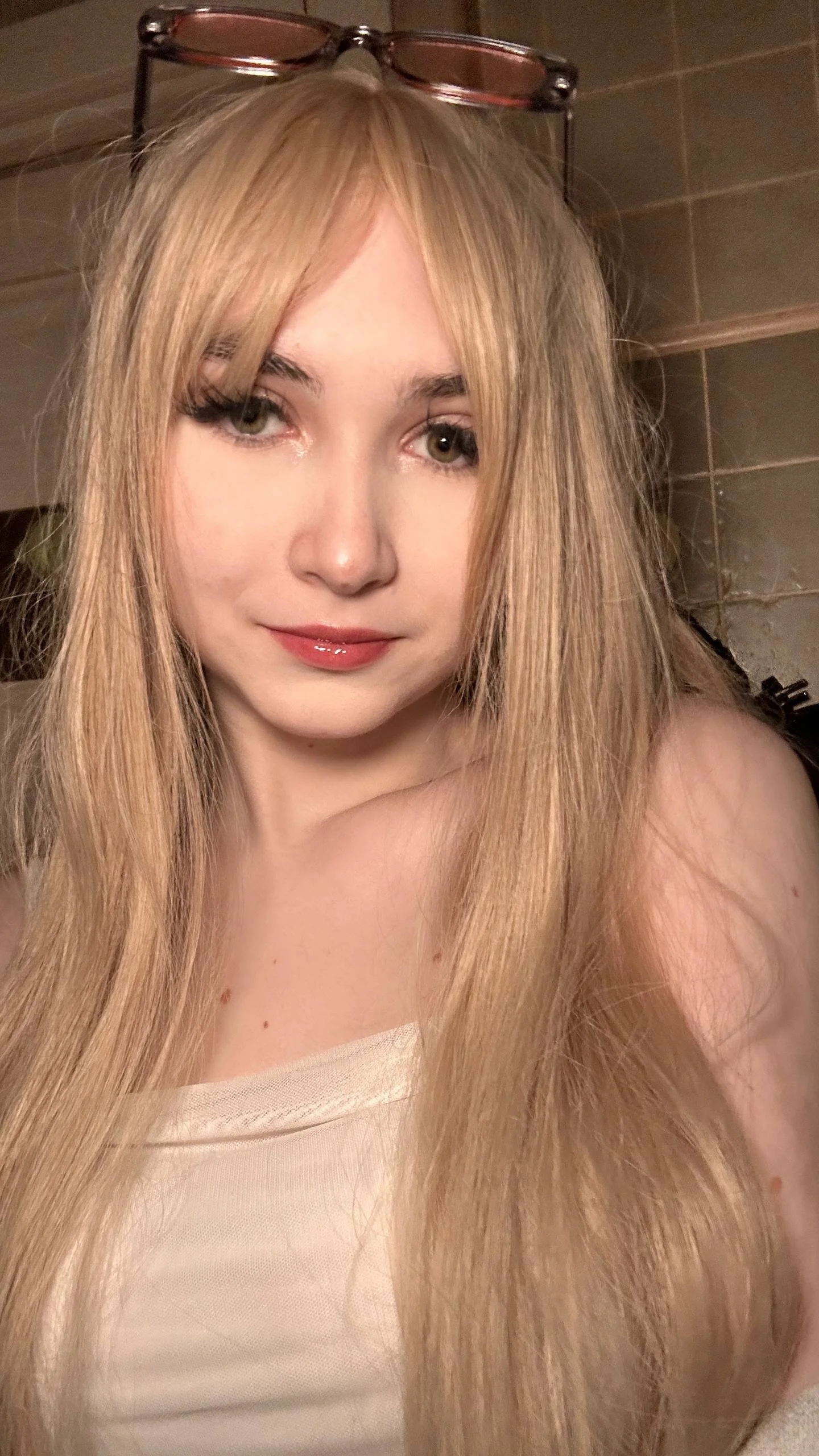 XXX Porn Photo of Nude MarlboroWeb 15