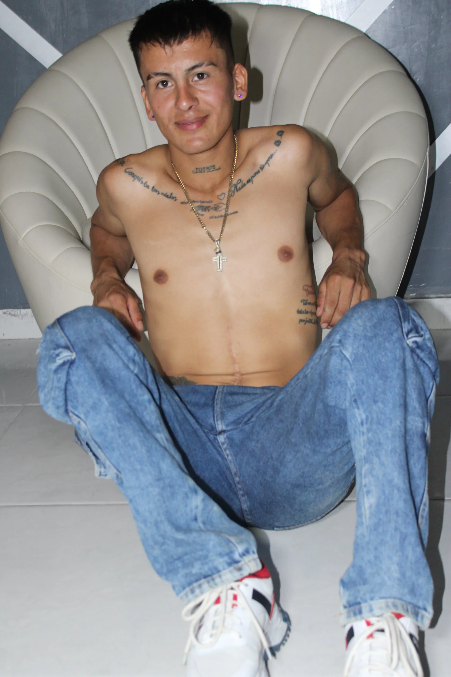 XXX Porn Photo of Nude Josh_Rayder 3