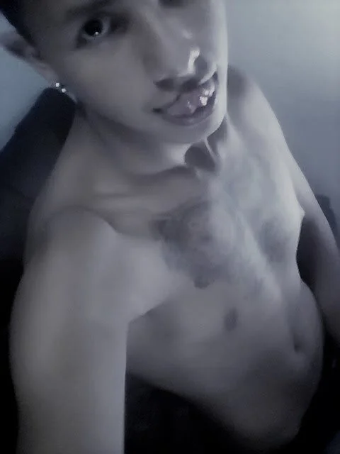 XXX Porn Photo of Nude boy_bigcock24cm 3