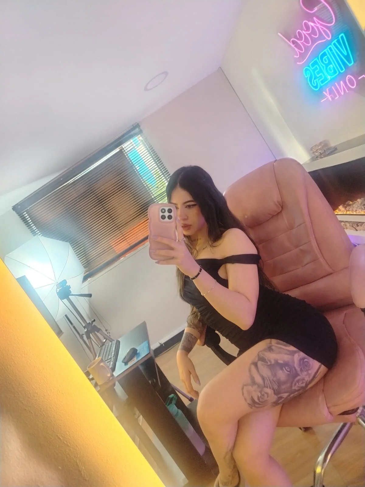 XXX Porn Photo of Nude Alice_Vixen 212