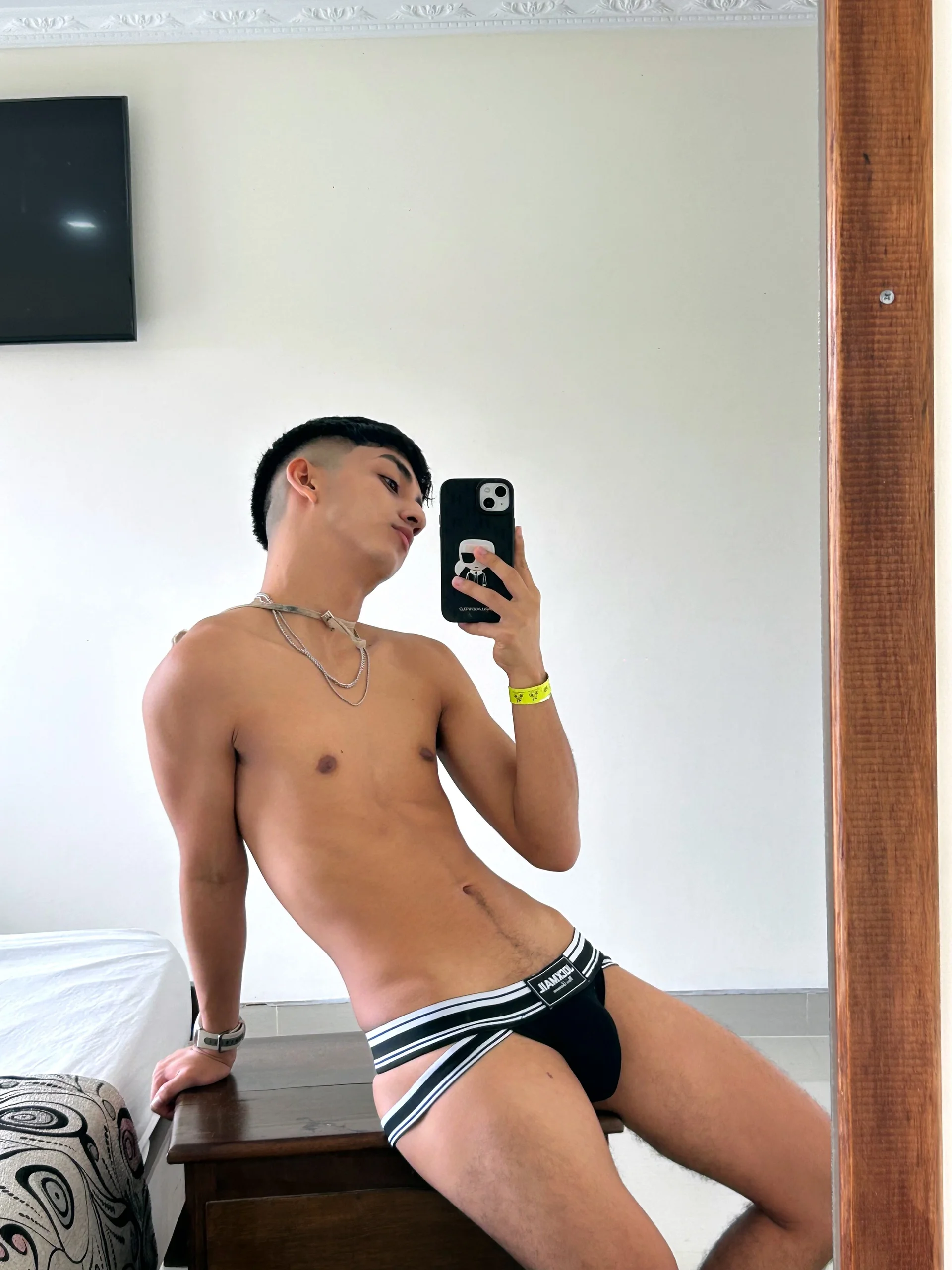 XXX Porn Photo of Nude maxx_cortes 24