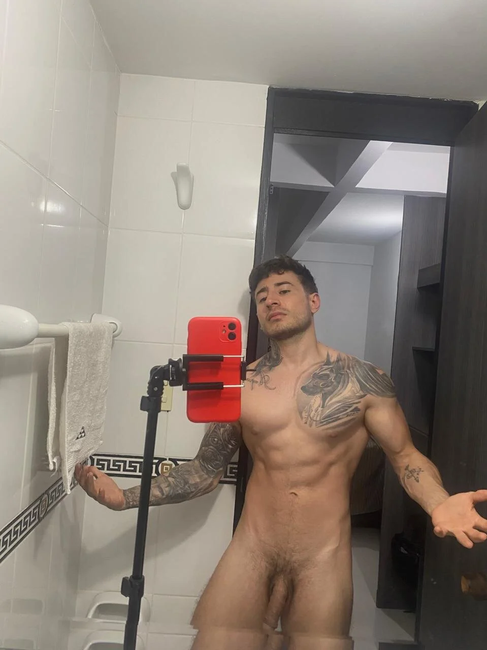 XXX Porn Photo of Nude ChrisMiller69 15
