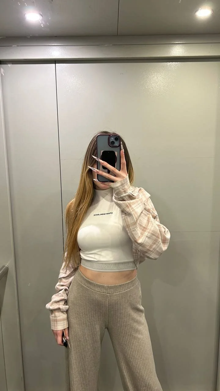 XXX Porn Photo of Nude MaryManchitto 9