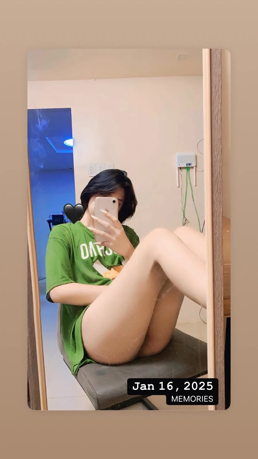 XXX Porn Photo of Nude bitchy_kelly 5