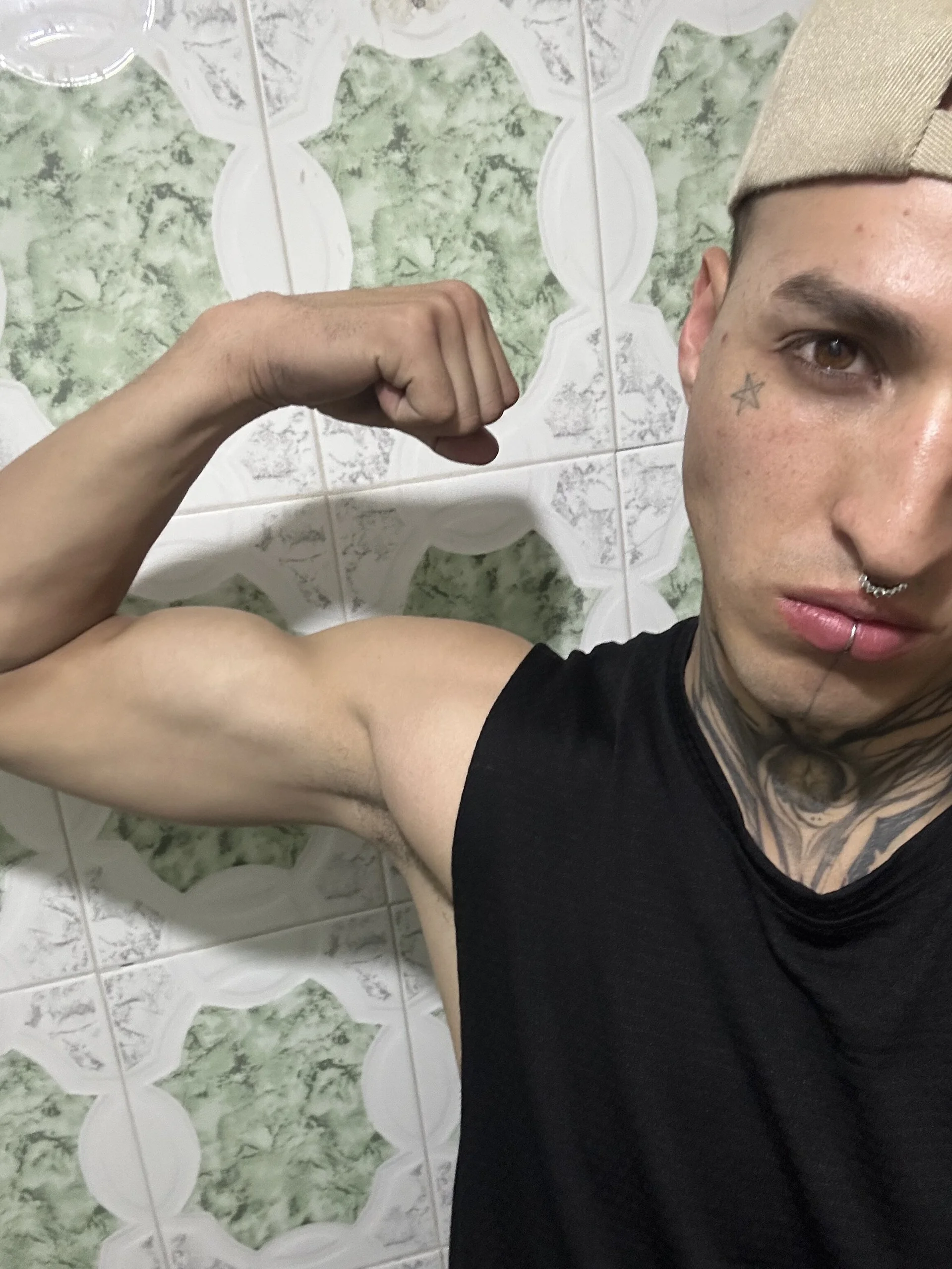 XXX Porn Photo of Nude Keff_andrew34 34