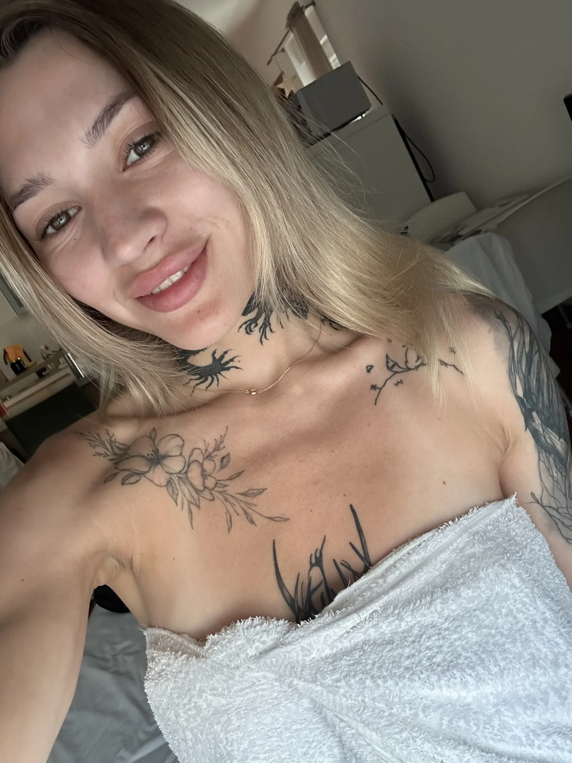 XXX Porn Photo of Nude Future_star 29