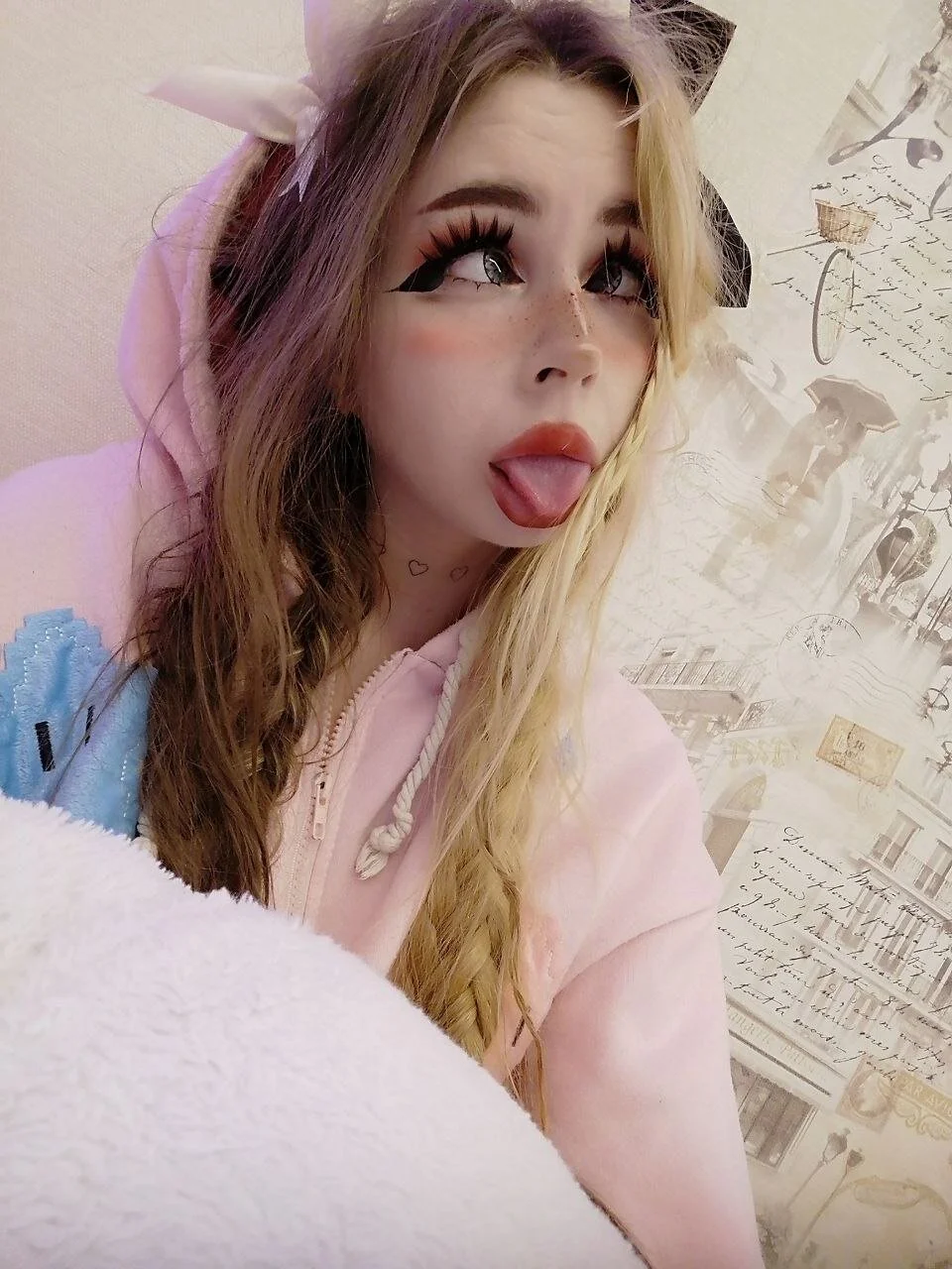 XXX Porn Photo of Nude suemeow 4