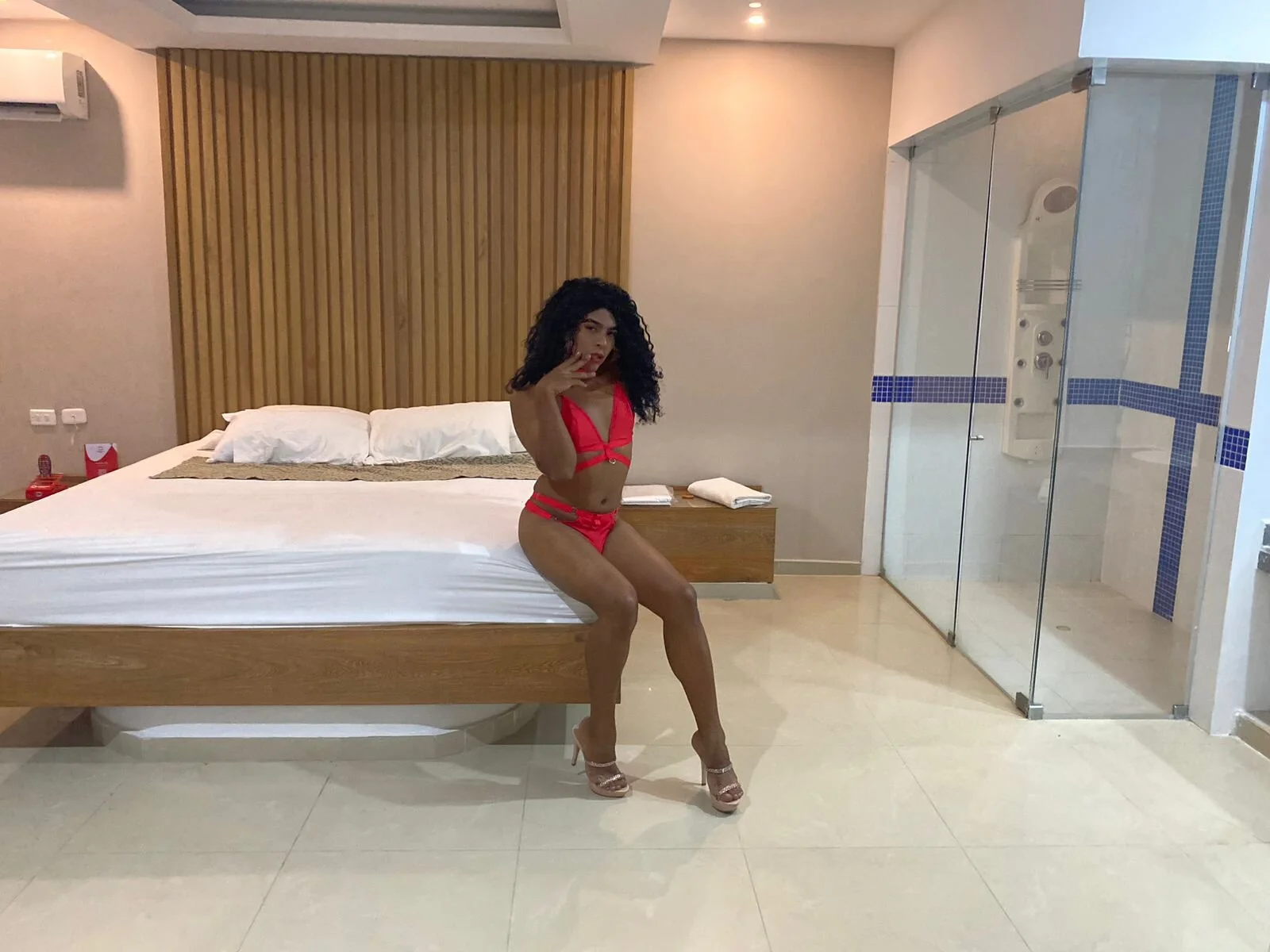 XXX Porn Photo of Nude naomiwildburn 7