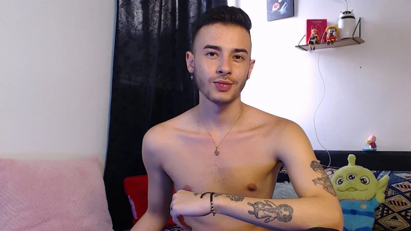 XXX Porn Photo of Nude kyle_clint07 9