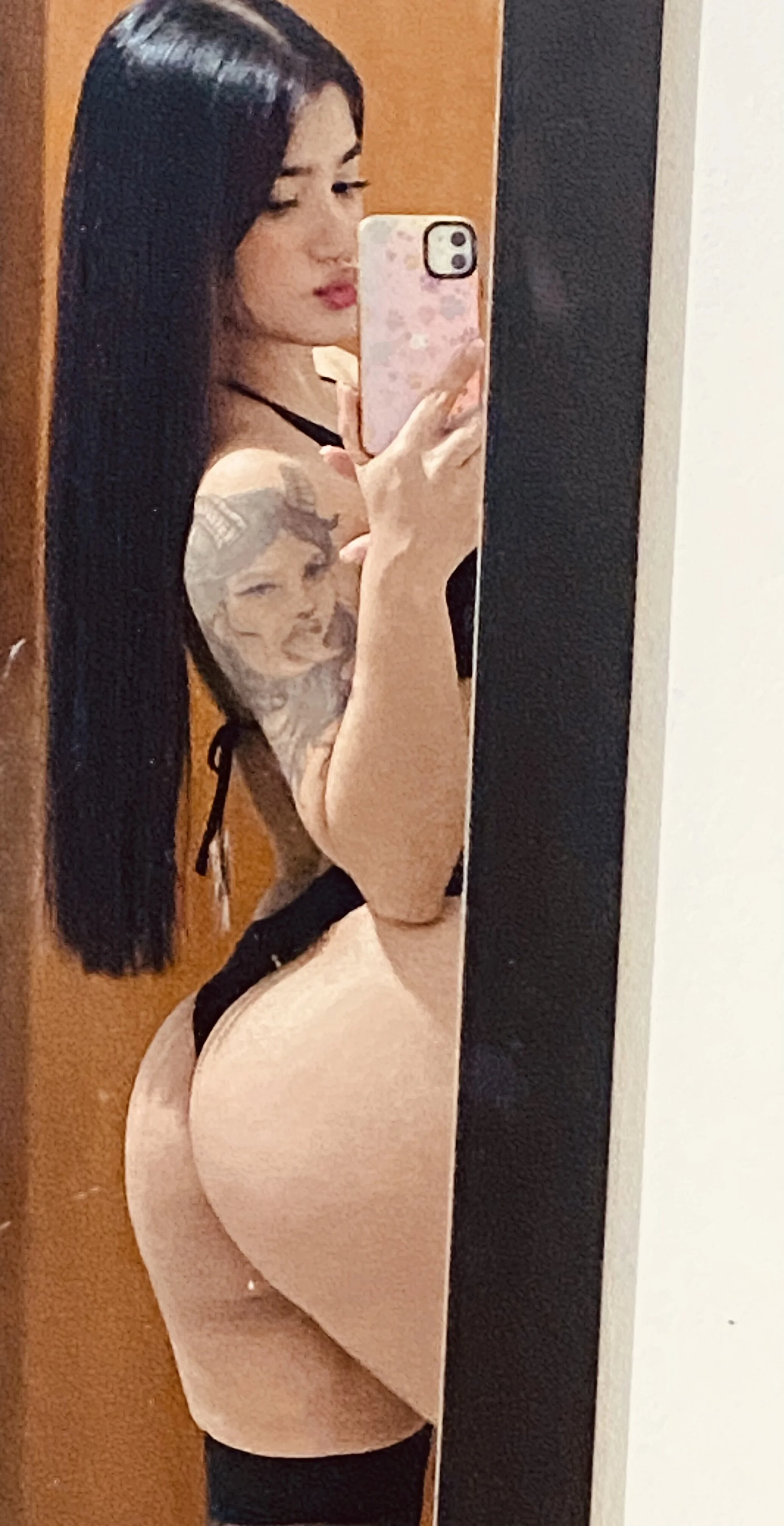 XXX Porn Photo of Nude charlotte_9999 197
