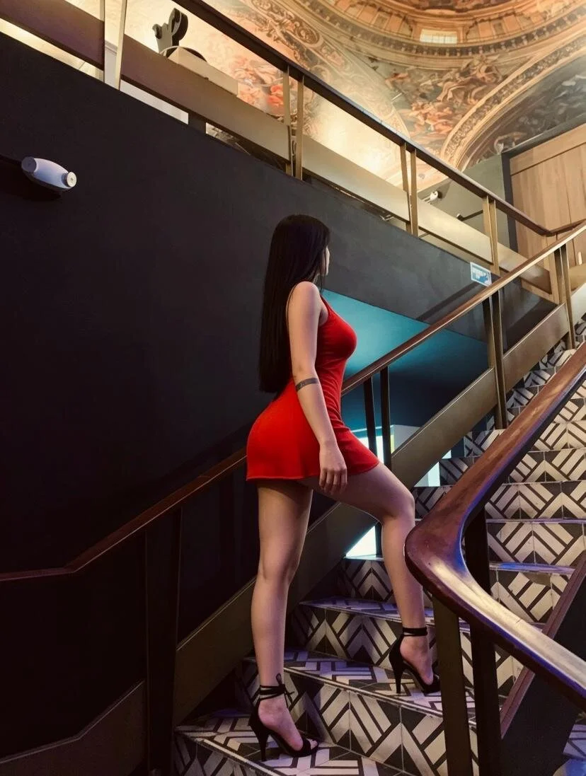 XXX Porn Photo of Nude LaadySmiith 4