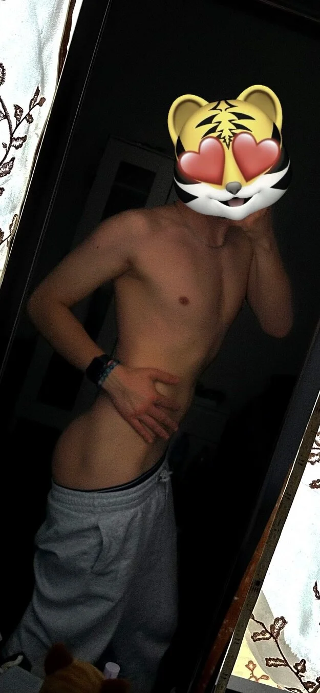 XXX Porn Photo of Nude your_boy_NL 2