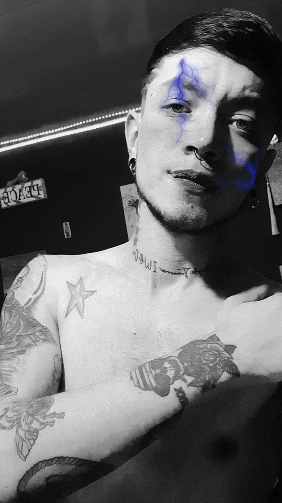 XXX Porn Photo of Nude Dicaprioo_ 7