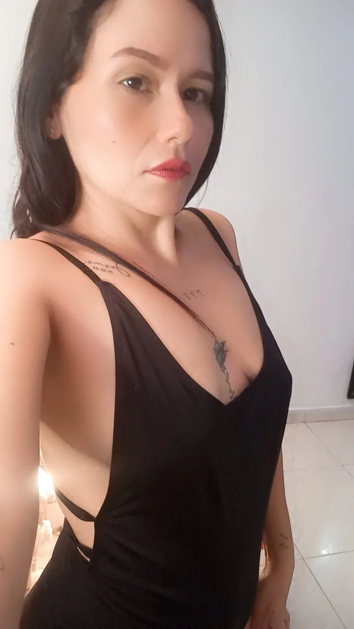 XXX Porn Photo of Nude Queen_lorena 23