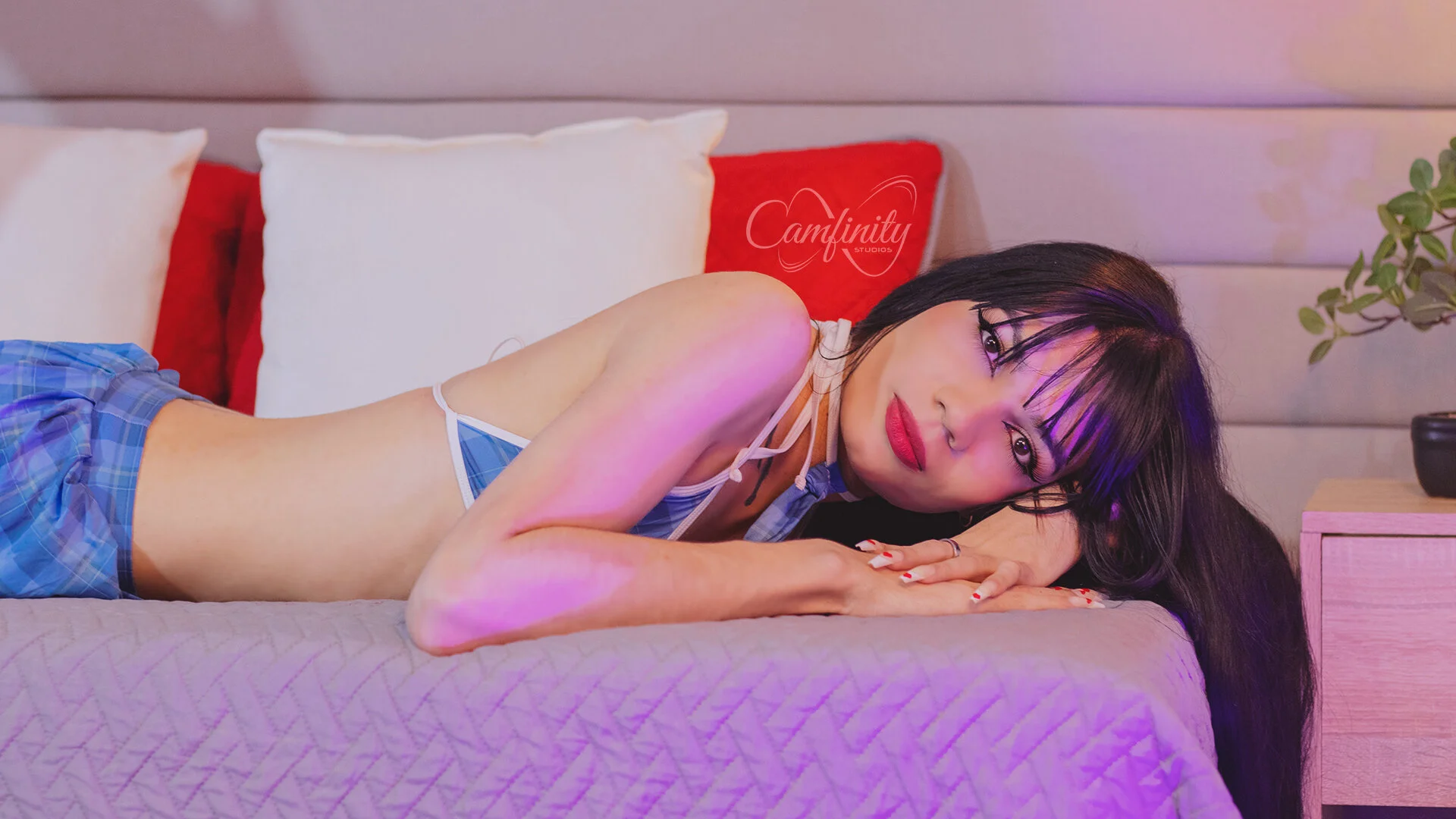 XXX Porn Photo of Nude LadyLuminary 12