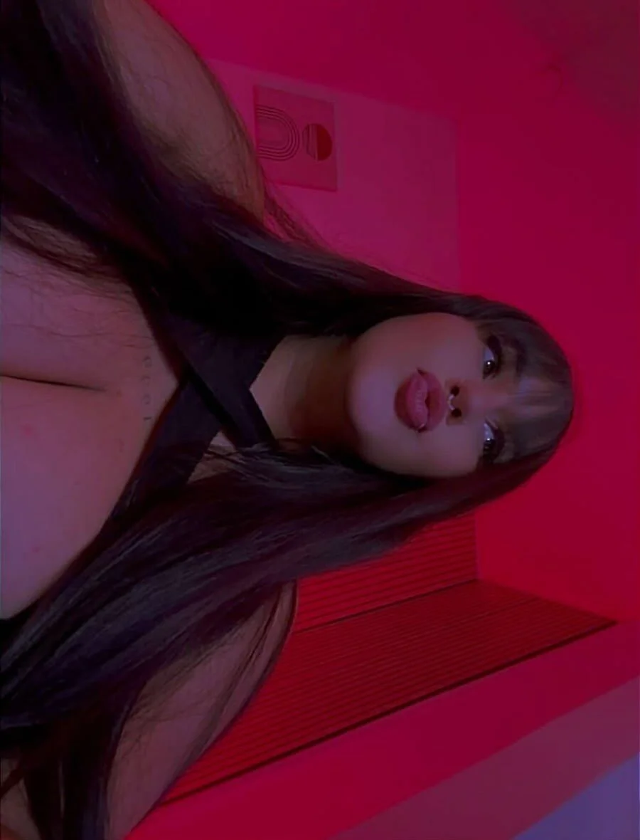 XXX Porn Photo of Nude Kim_venturi 4