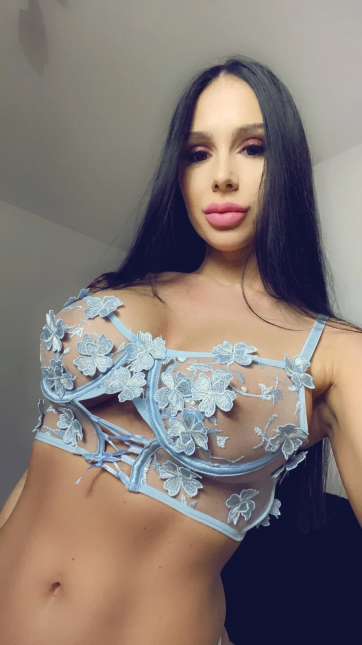 Layla23a
