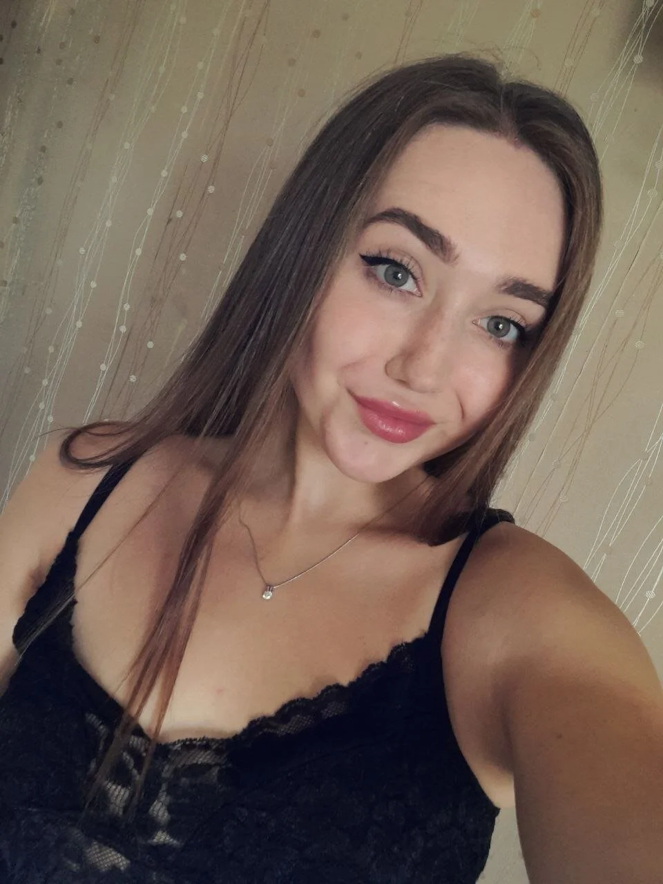 XXX Porn Photo of Nude EllinaSnow 5